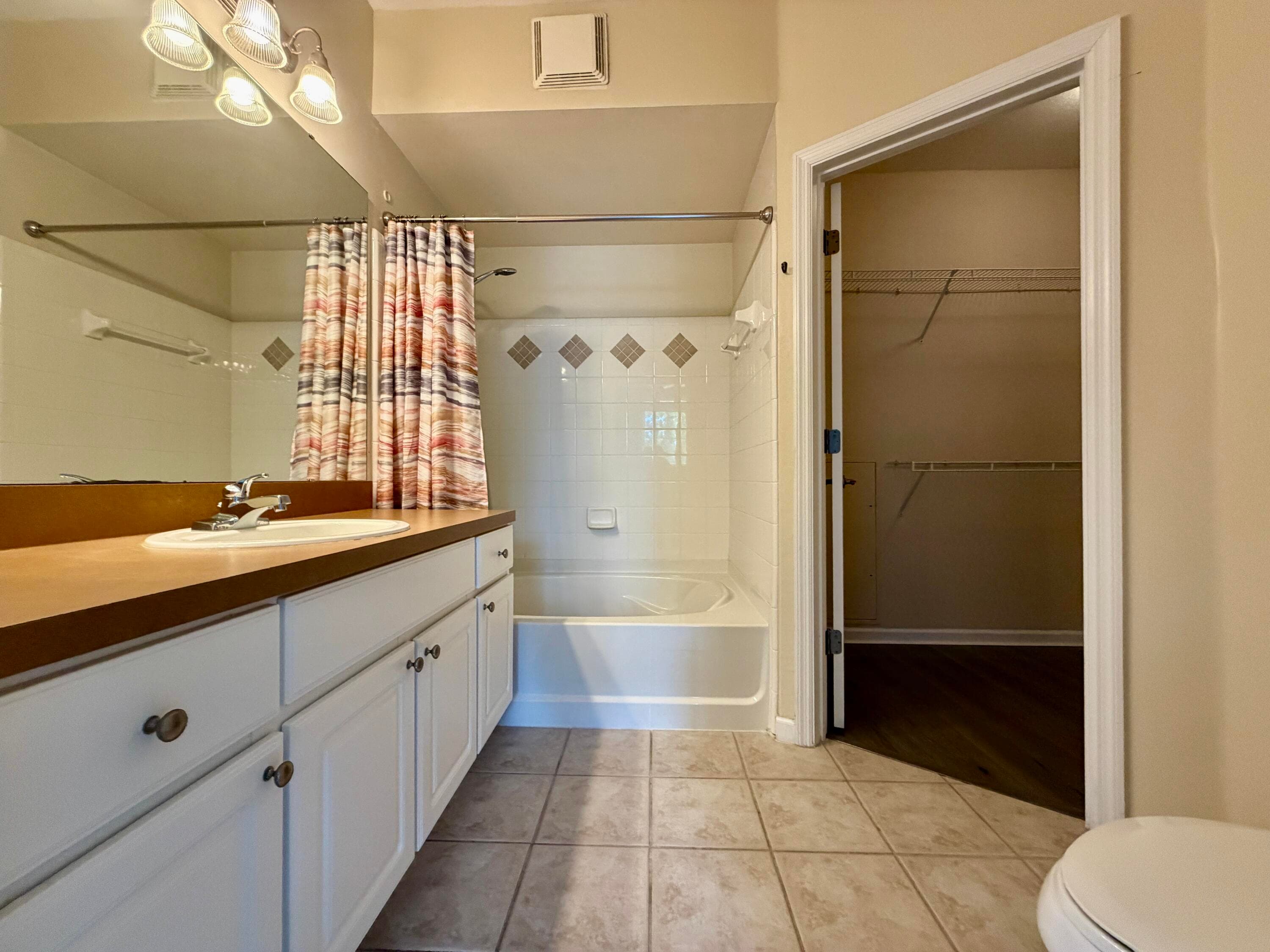 2010 Alta Meadows Lane 209, Delray Beach, FL 33444 — photo 17 of 35