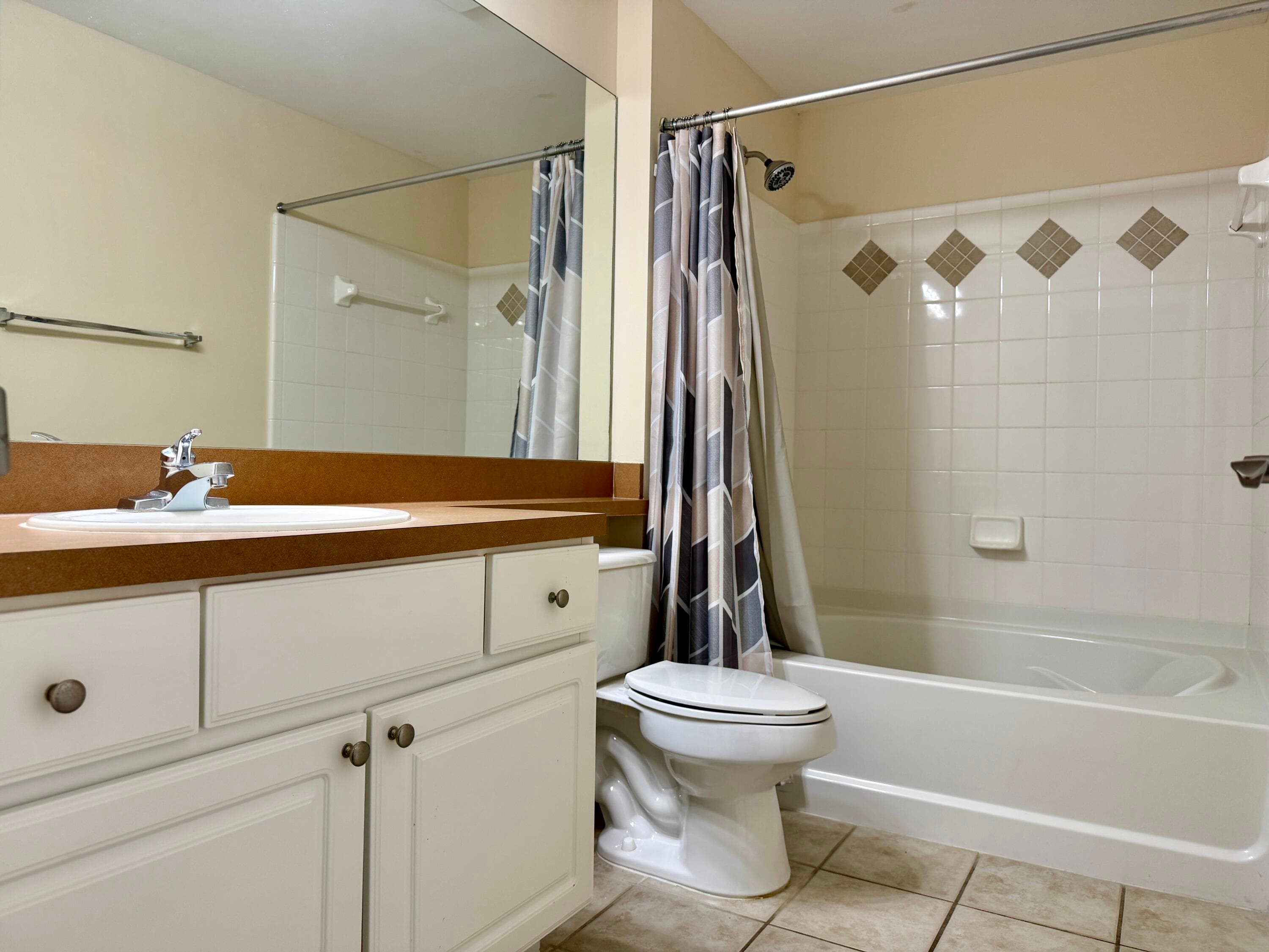 2010 Alta Meadows Lane 209, Delray Beach, FL 33444 — photo 14 of 35