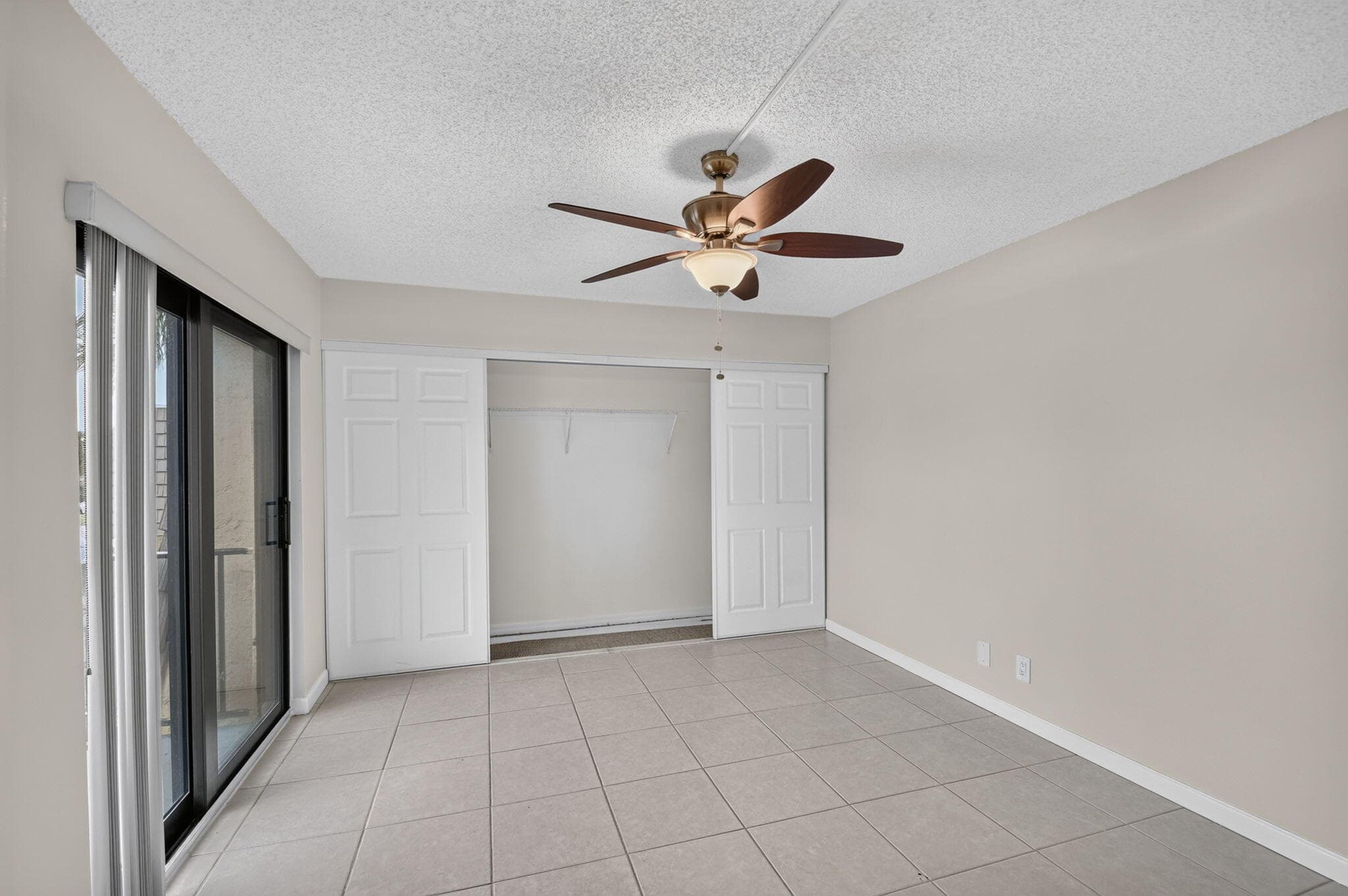744 Springdale Circle, Palm Springs, FL 33461 — photo 23 of 40
