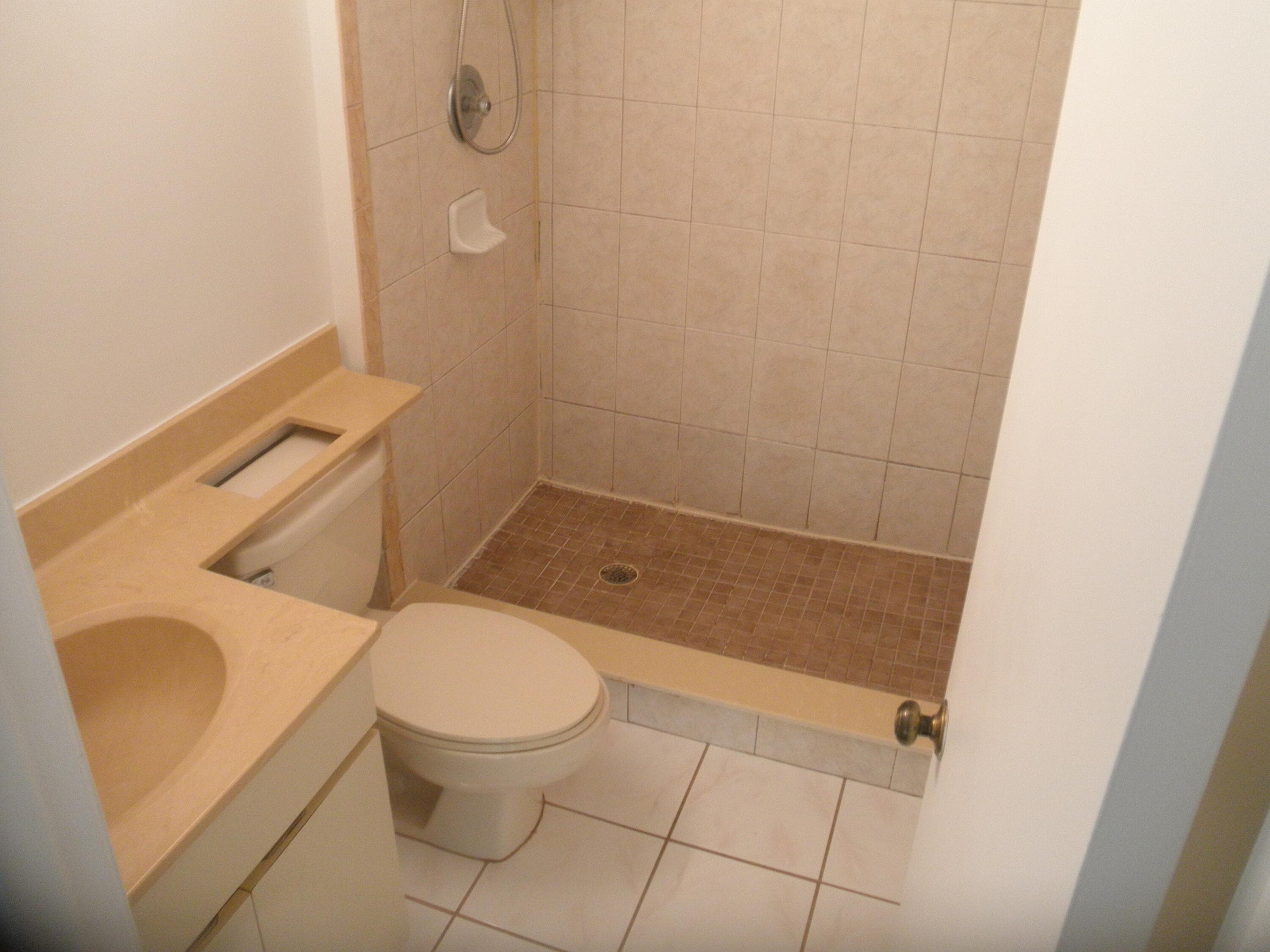 3896 Victoria Drive, West Palm Beach, FL 33406 — photo 9 of 13