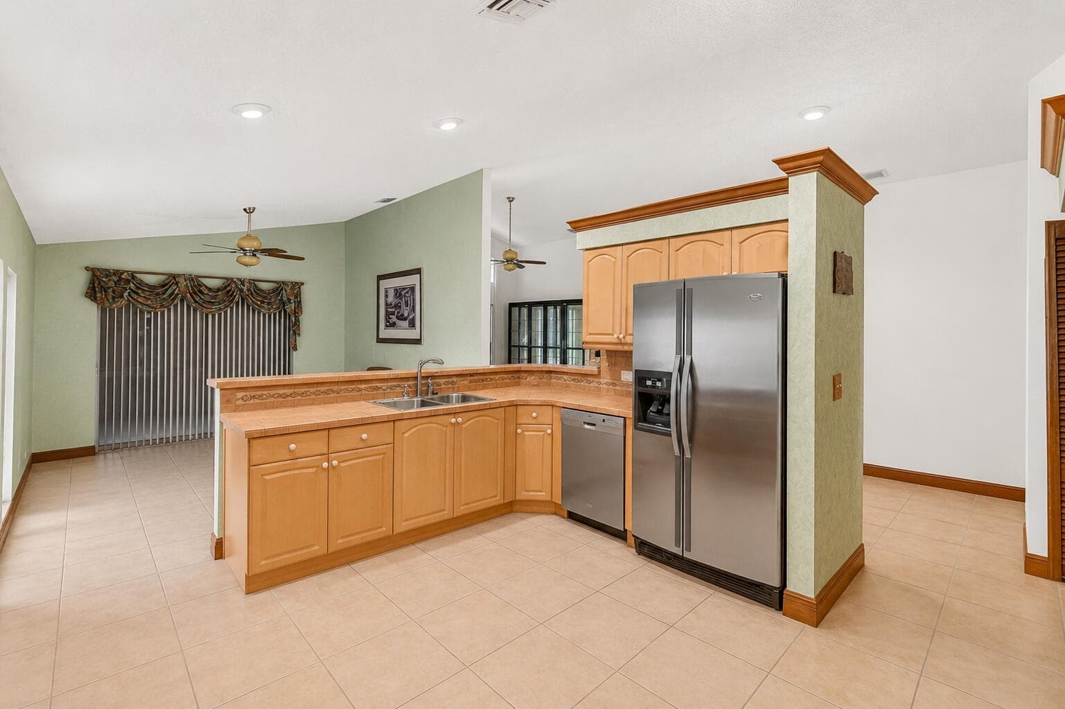 1059 Fairfax Circle W, Boynton Beach, FL 33436 — photo 10 of 36