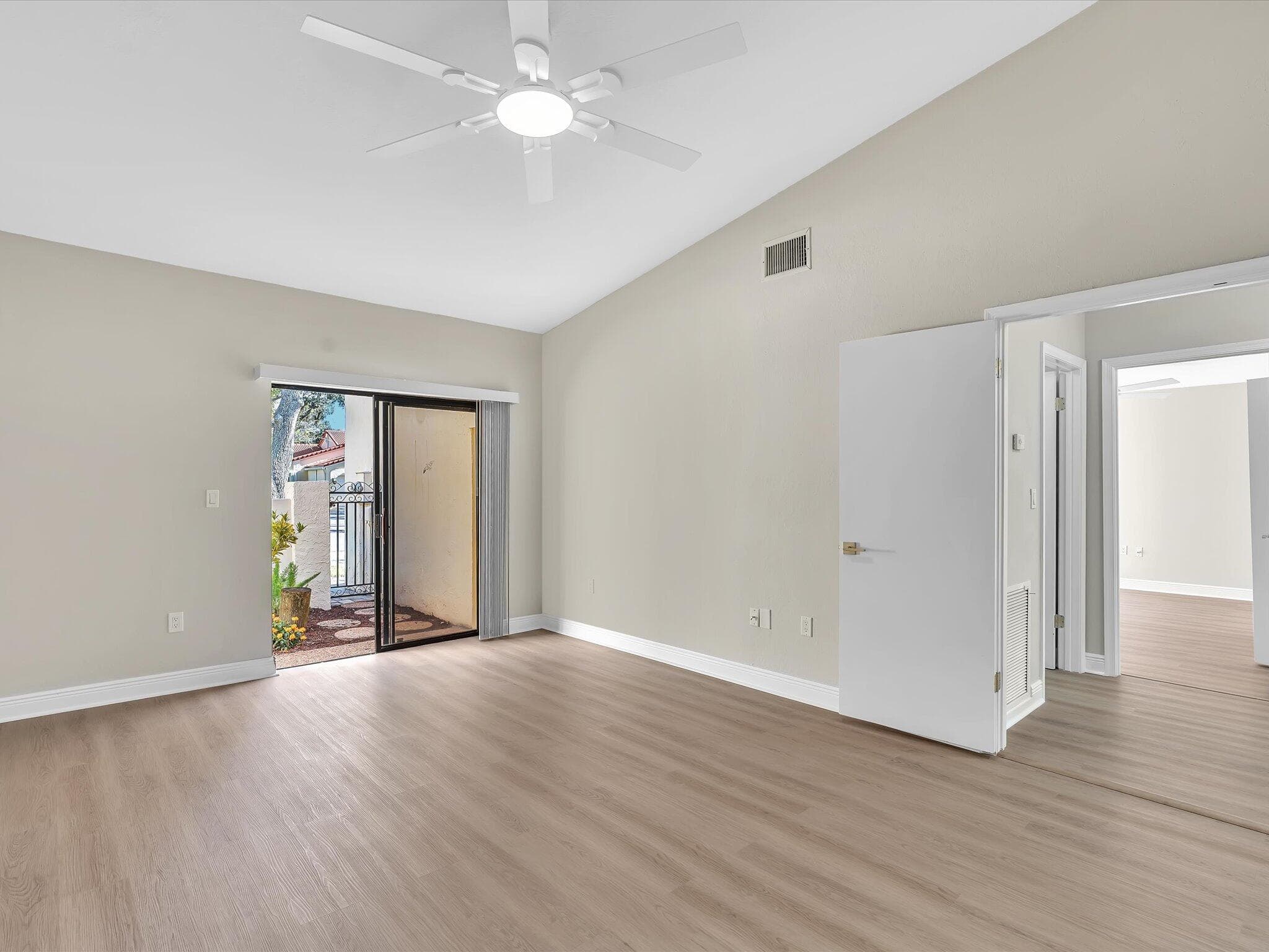 2627 Emerald Way N, Deerfield Beach, FL 33442 — photo 38 of 56