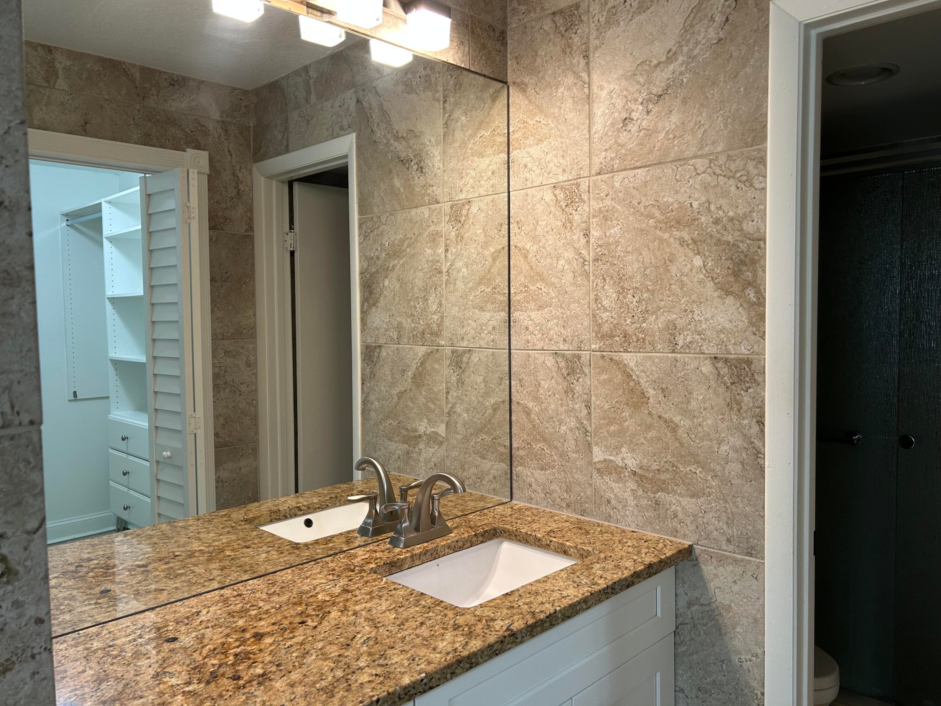 140 Lake Nancy Lane 115, West Palm Beach, FL 33411 — photo 16 of 33