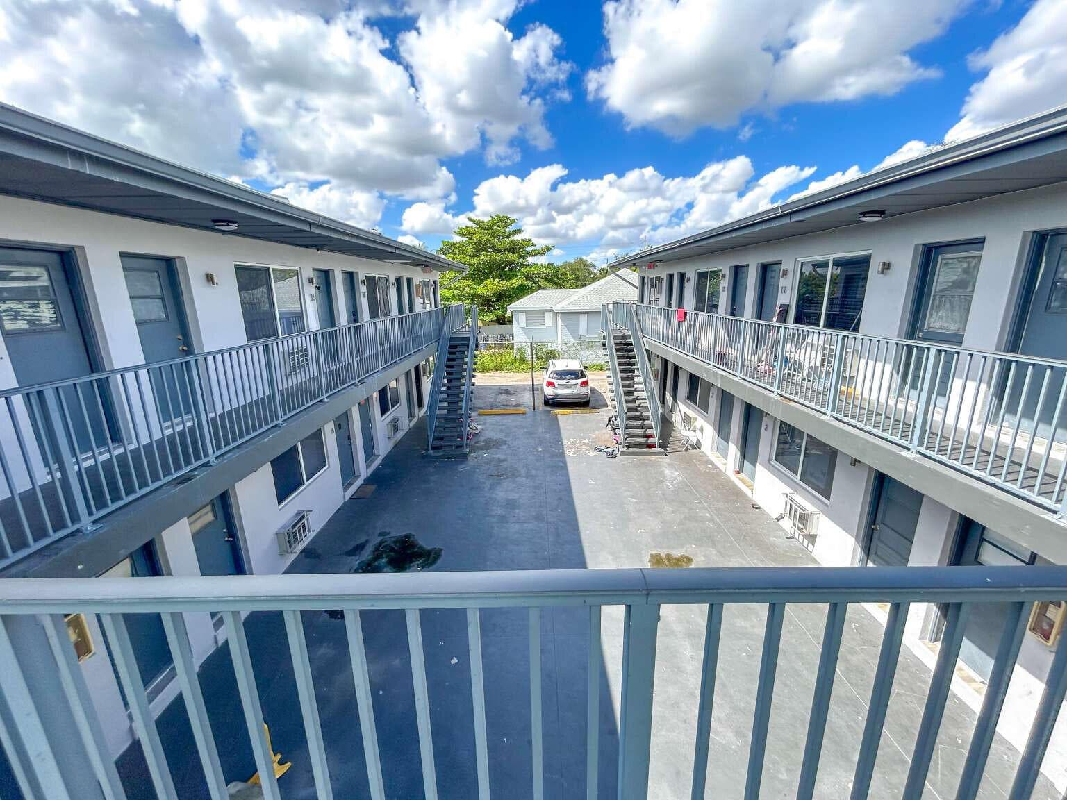 734 NW 80th Street, Miami, FL 33150 — photo 6 of 22
