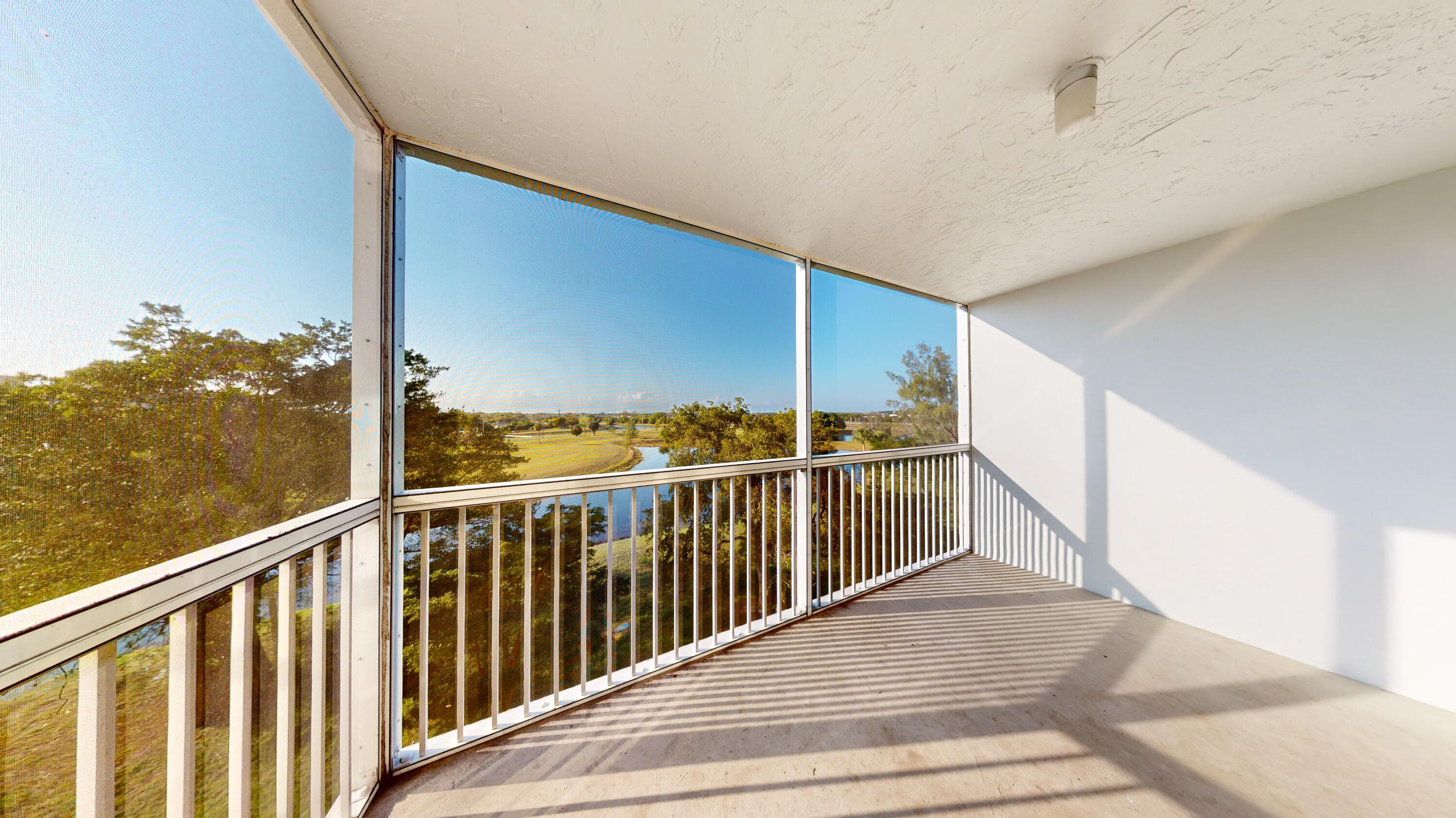 3080 N Course Drive 604, Pompano Beach, FL 33069 — photo 18 of 37