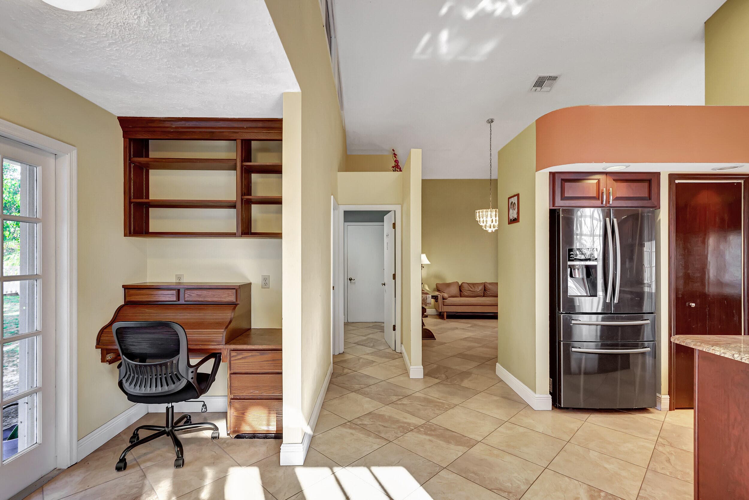 137 Queens Road, Fort Pierce, FL 34949 — photo 17 of 36