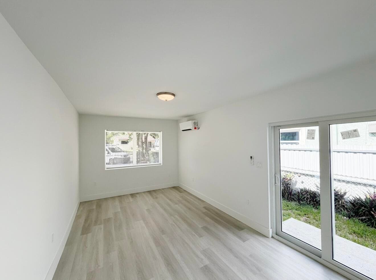 1135 NW 127th Street, North Miami, FL 33168 — photo 13 of 36
