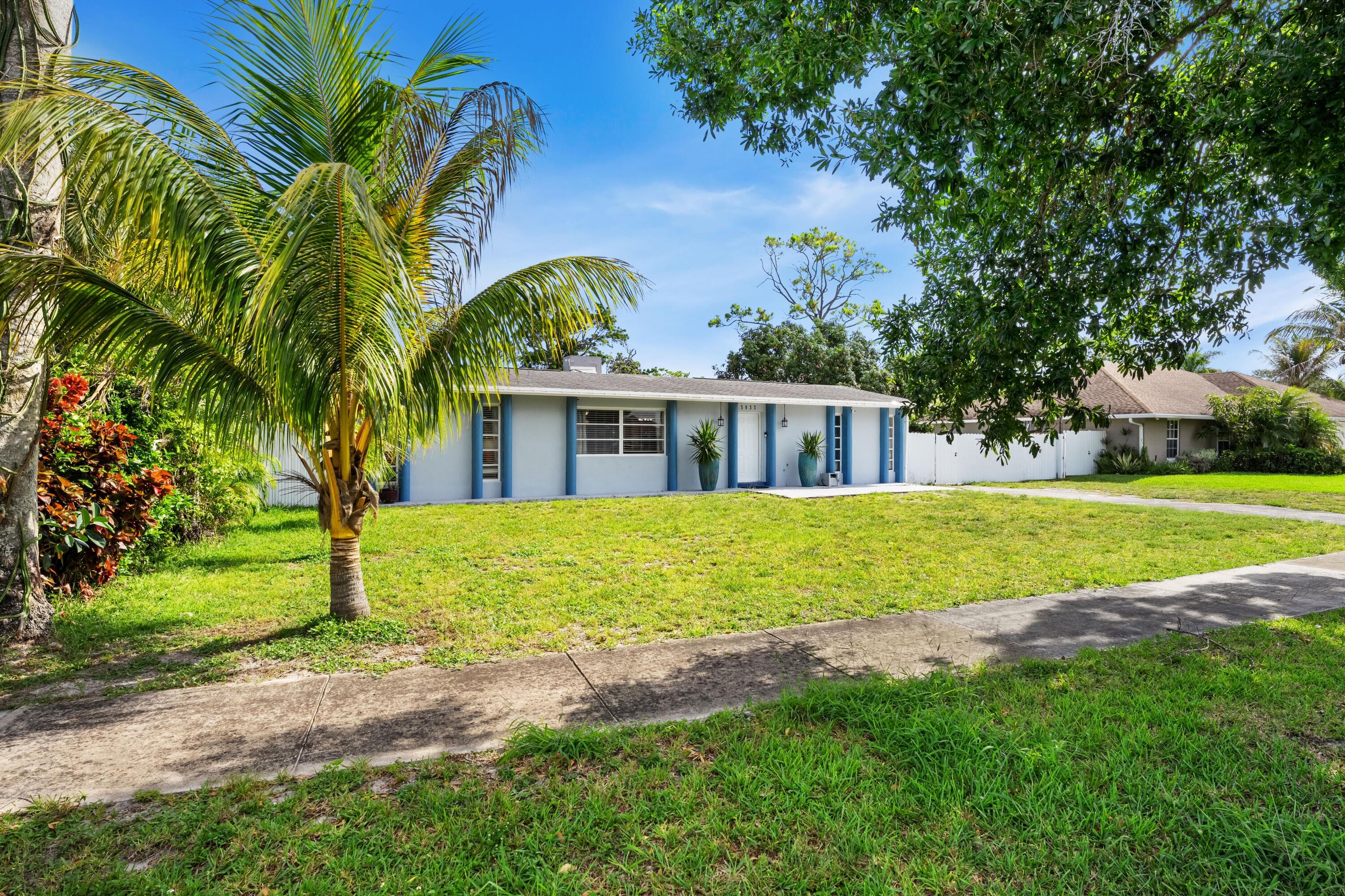 5833 Fair Green Road, West Palm Beach, FL 33417 — photo 2 of 45
