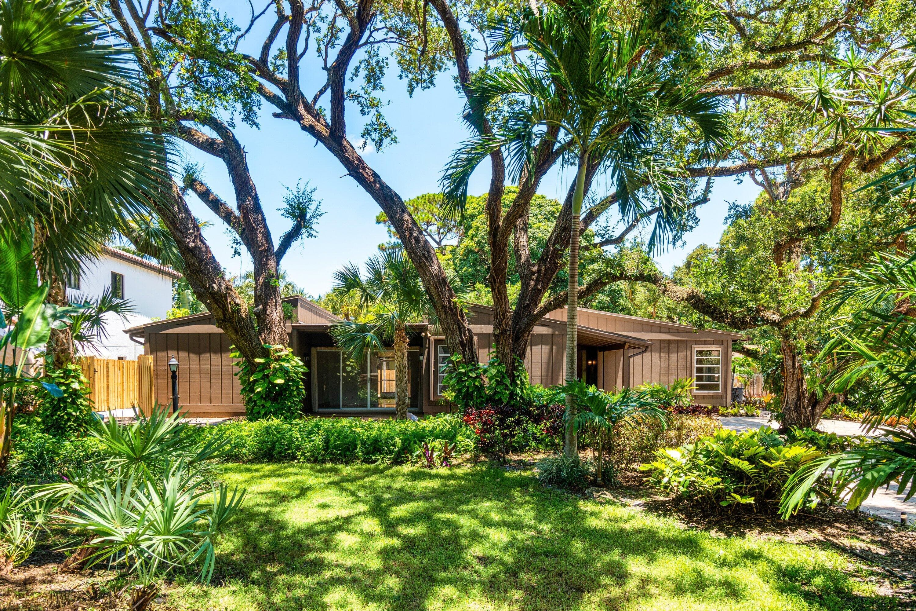 1051 SW 21st Street, Boca Raton, FL 33486 — photo