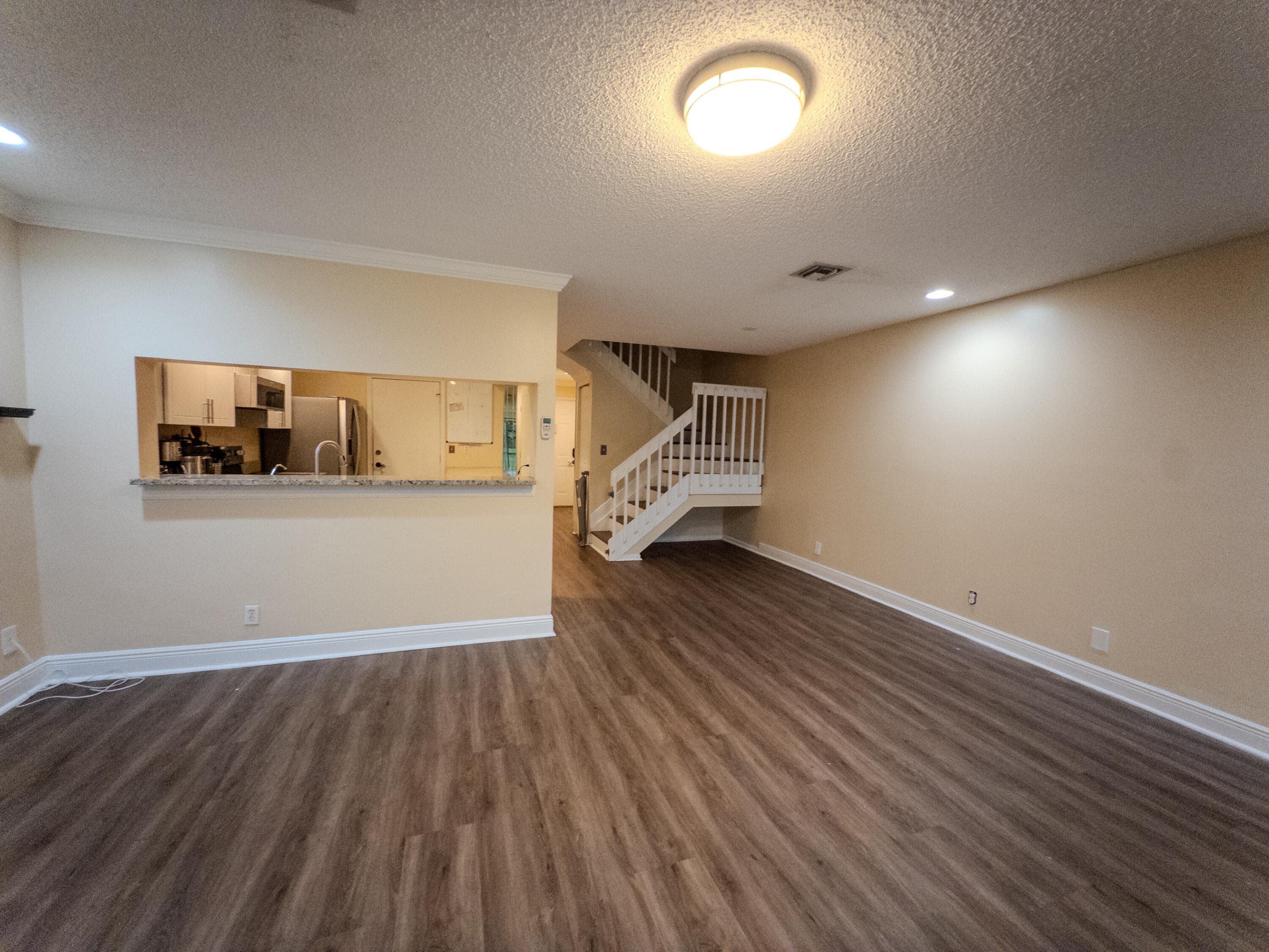 2011 E Discovery Cir E, Deerfield Beach, FL 33442 — photo 20 of 42