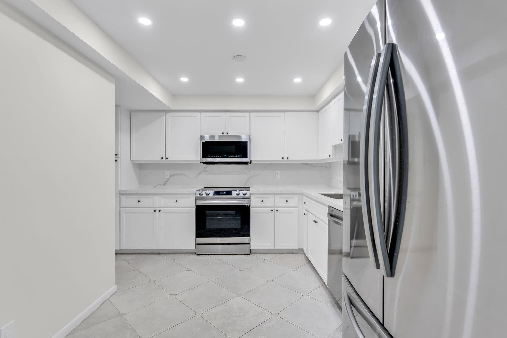 5000 N Ocean Boulevard 908, Lauderdale-By-The-Sea, FL 33308 — photo 2 of 26