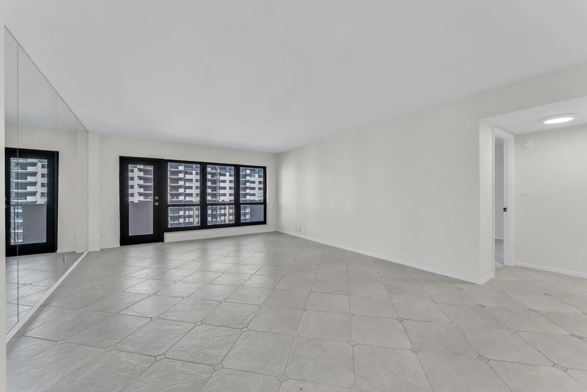 5000 N Ocean Boulevard 908, Lauderdale-By-The-Sea, FL 33308 — photo 7 of 26