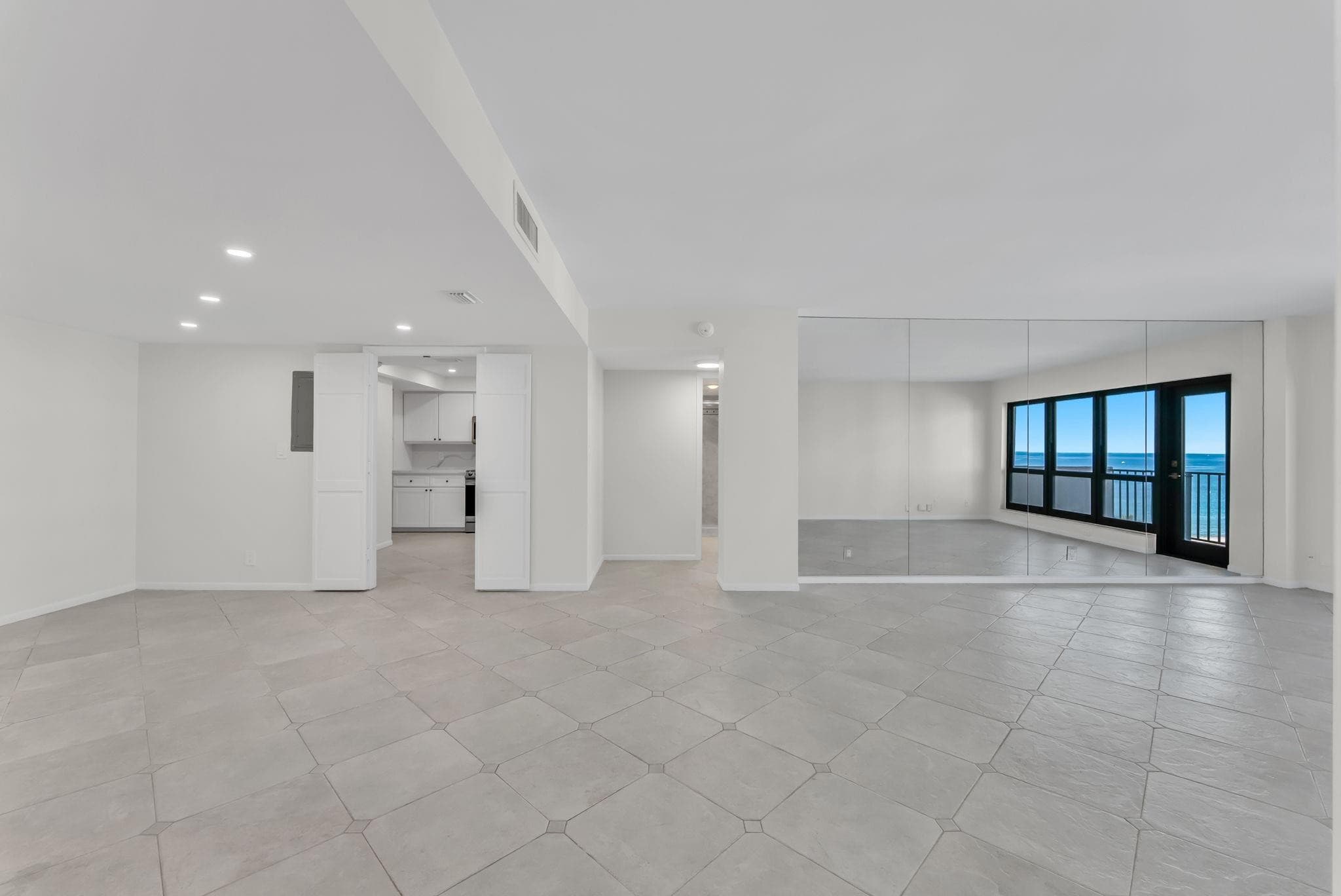 5000 N Ocean Boulevard 908, Lauderdale-By-The-Sea, FL 33308 — photo 10 of 26