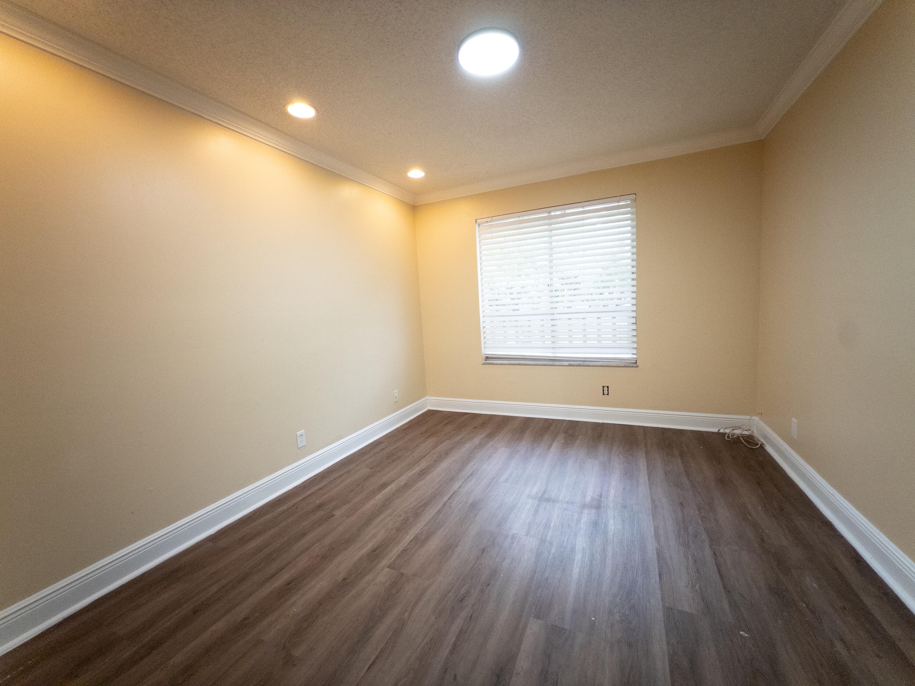 2011 E Discovery Cir E, Deerfield Beach, FL 33442 — photo 29 of 42