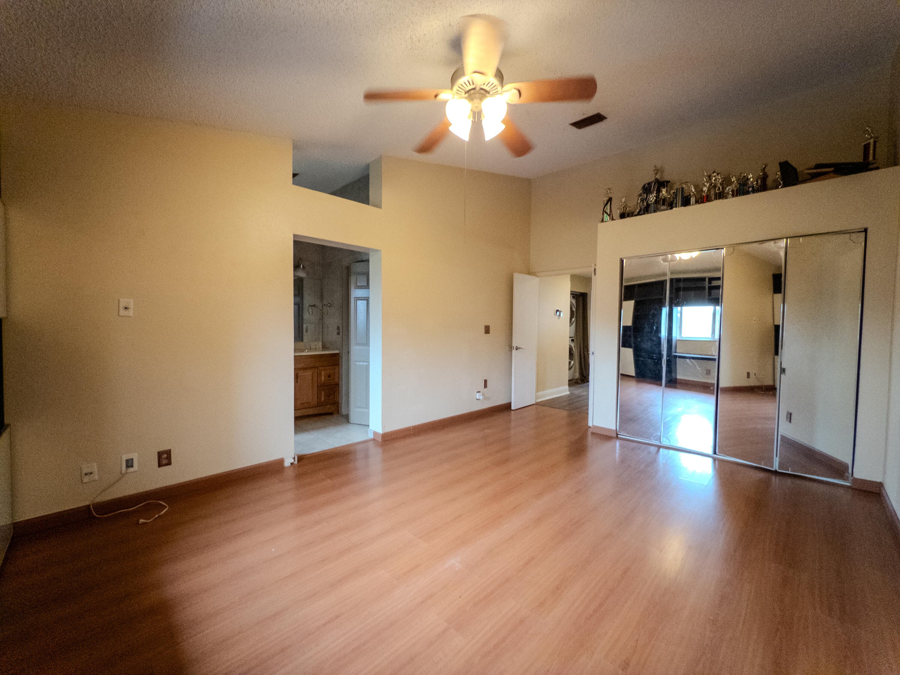 2011 E Discovery Cir E, Deerfield Beach, FL 33442 — photo 25 of 42