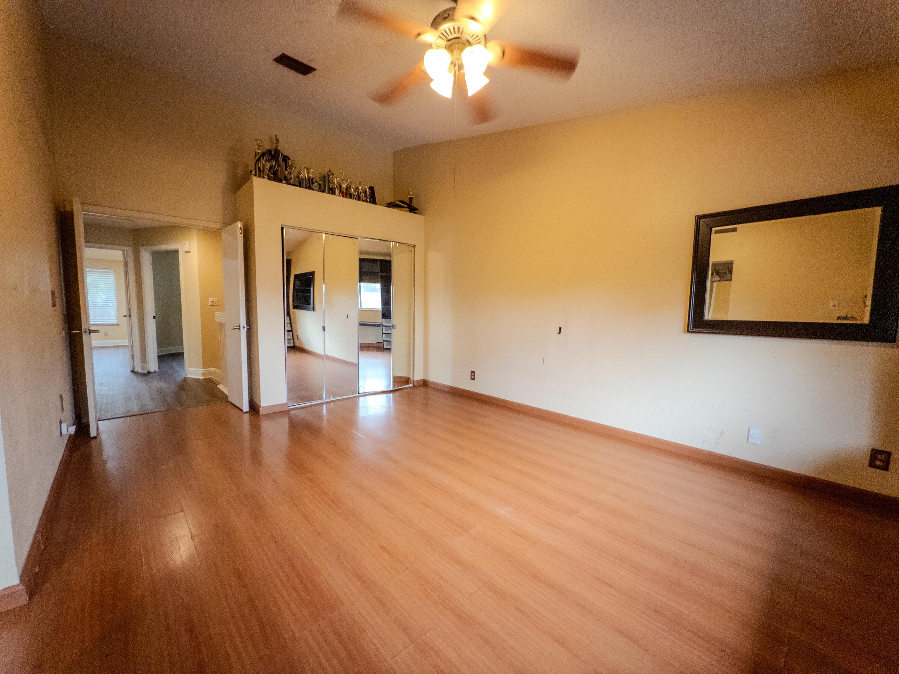 2011 E Discovery Cir E, Deerfield Beach, FL 33442 — photo 26 of 42