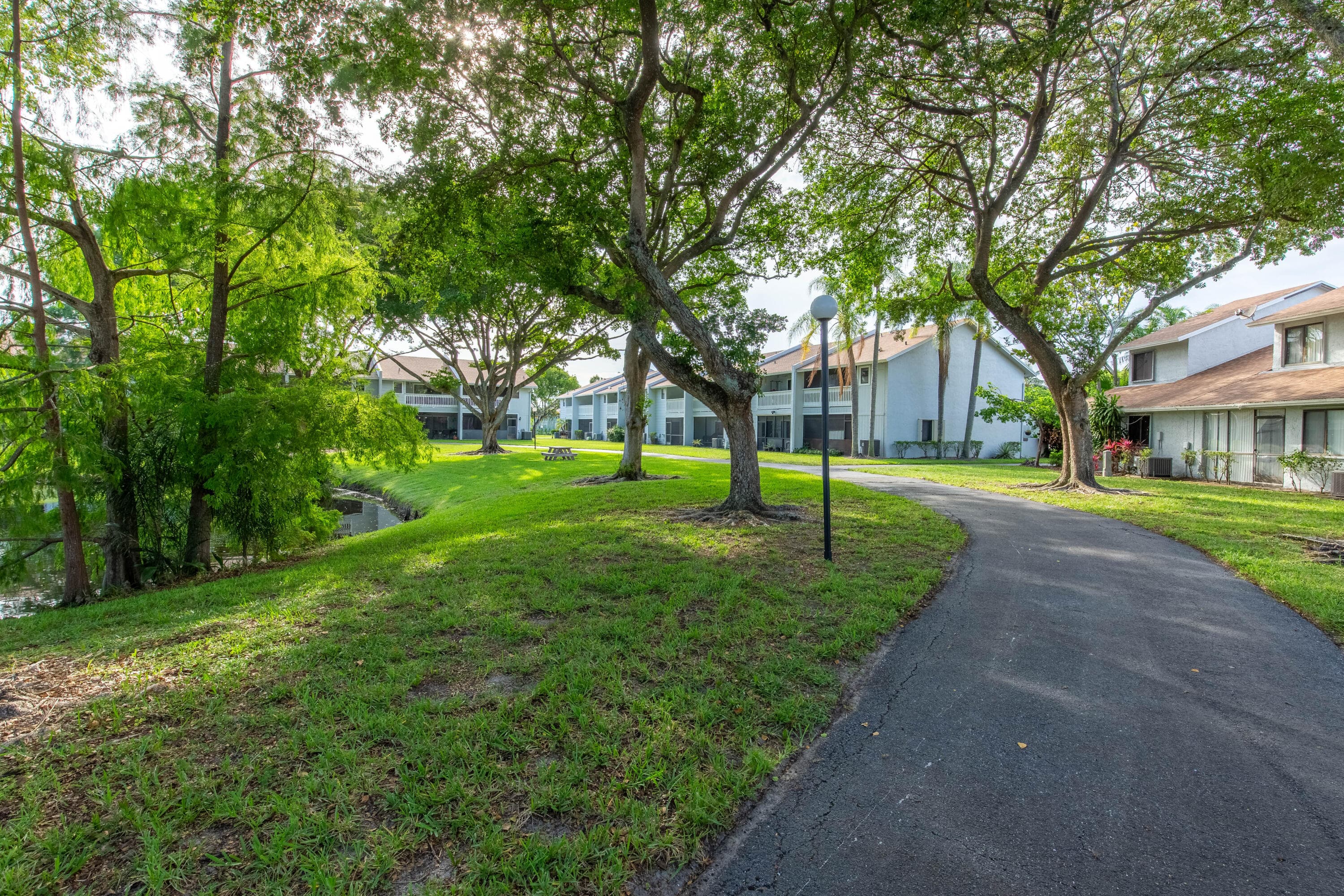 1599 Woodbridge Lakes Circle, West Palm Beach, FL 33406 — photo 26 of 38