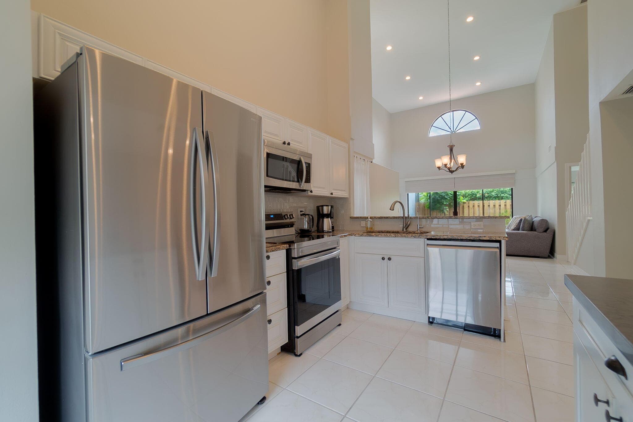 13547 Fountain View Boulevard, Wellington, FL 33414 — photo 9 of 33