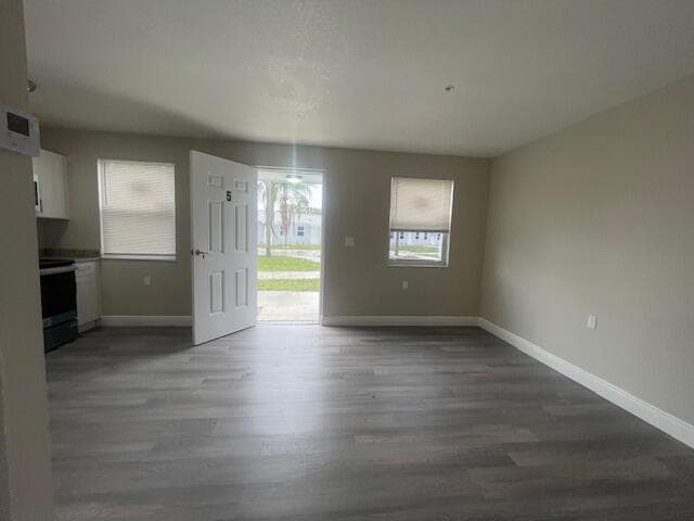 4393 Windsor Avenue 9, West Palm Beach, FL 33407 — photo 7 of 13