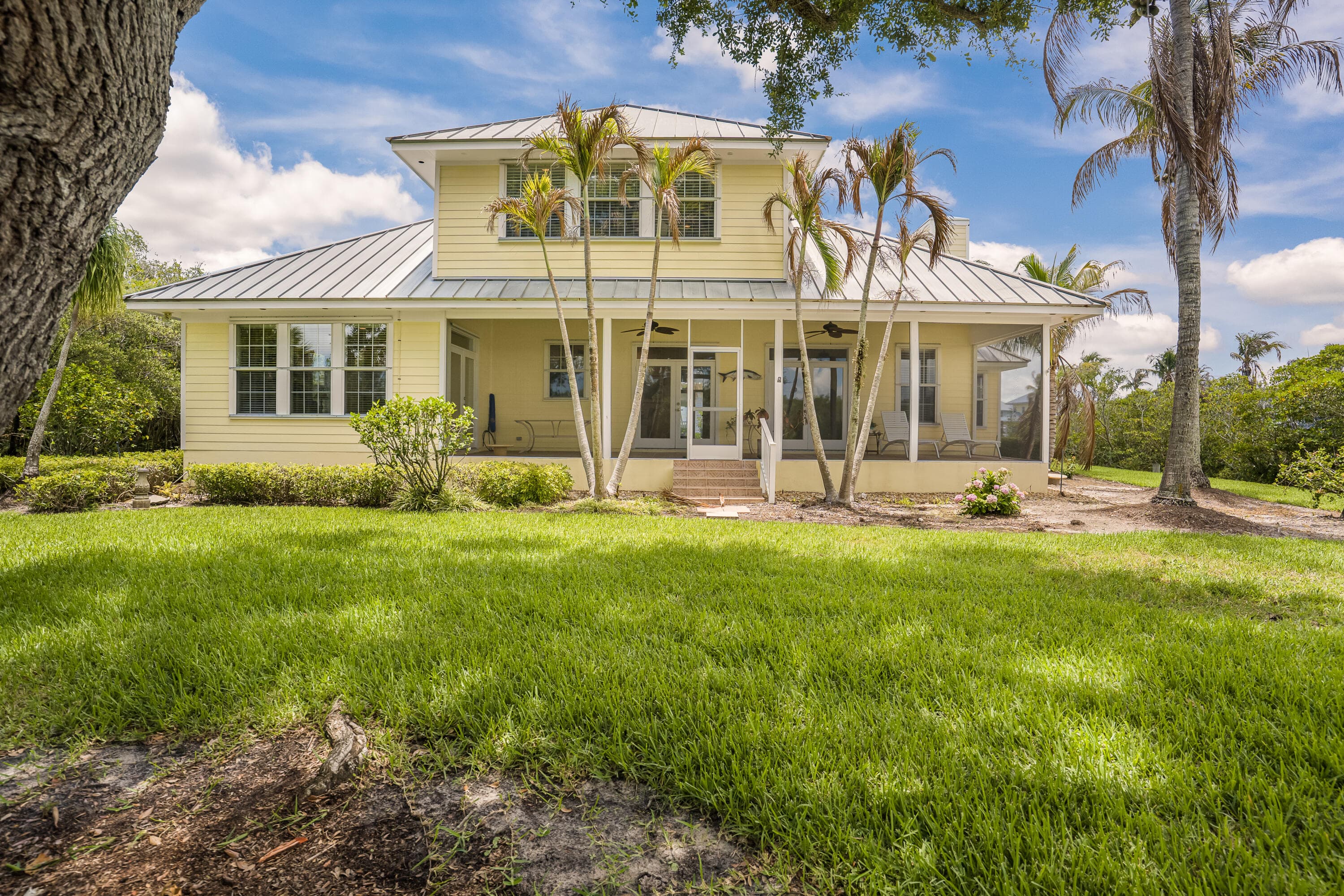 2165 SE 7th Ave Avenue SE, Vero Beach, FL 32962 — photo 45 of 48