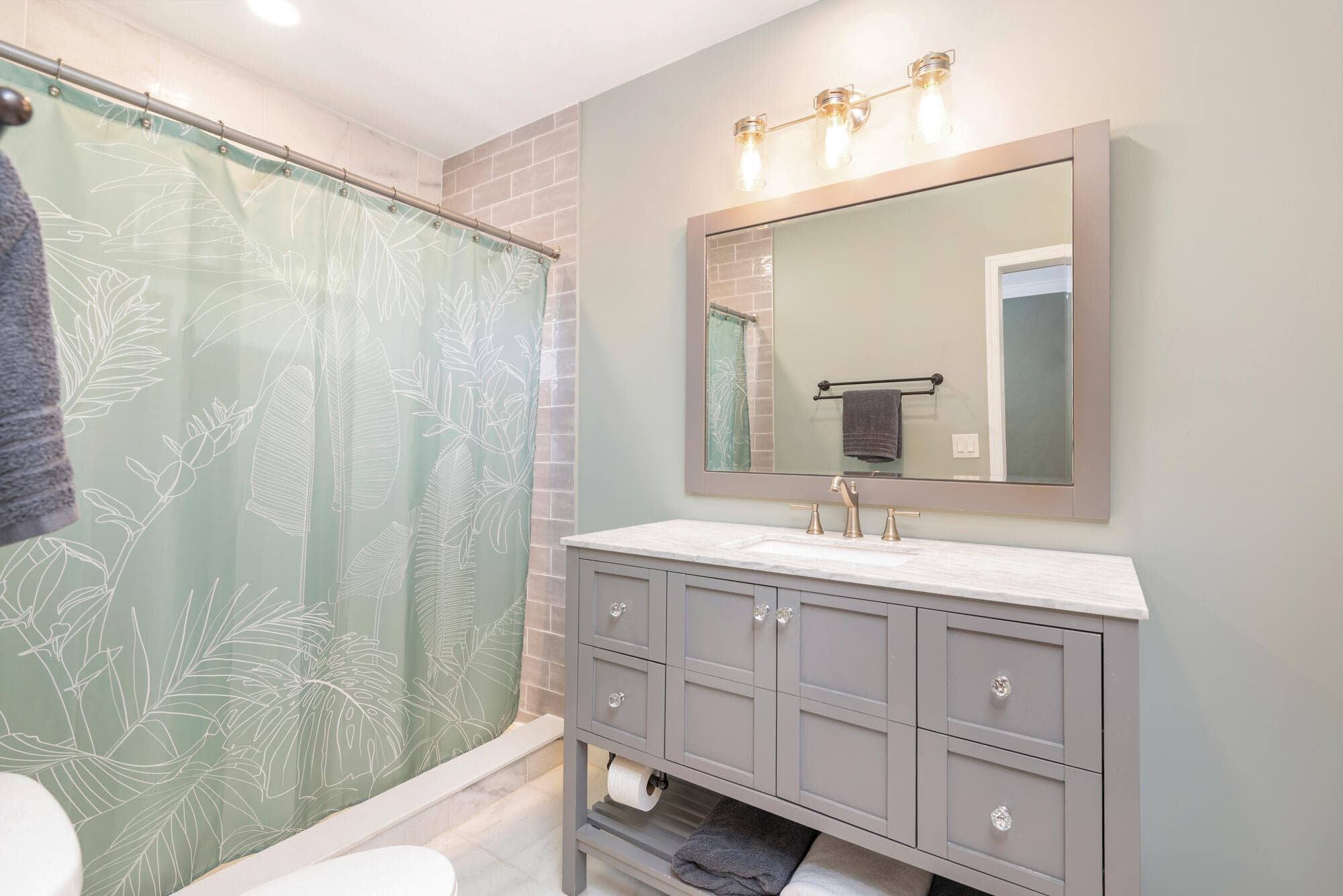 844 Avon Road, West Palm Beach, FL 33401 — photo 17 of 33