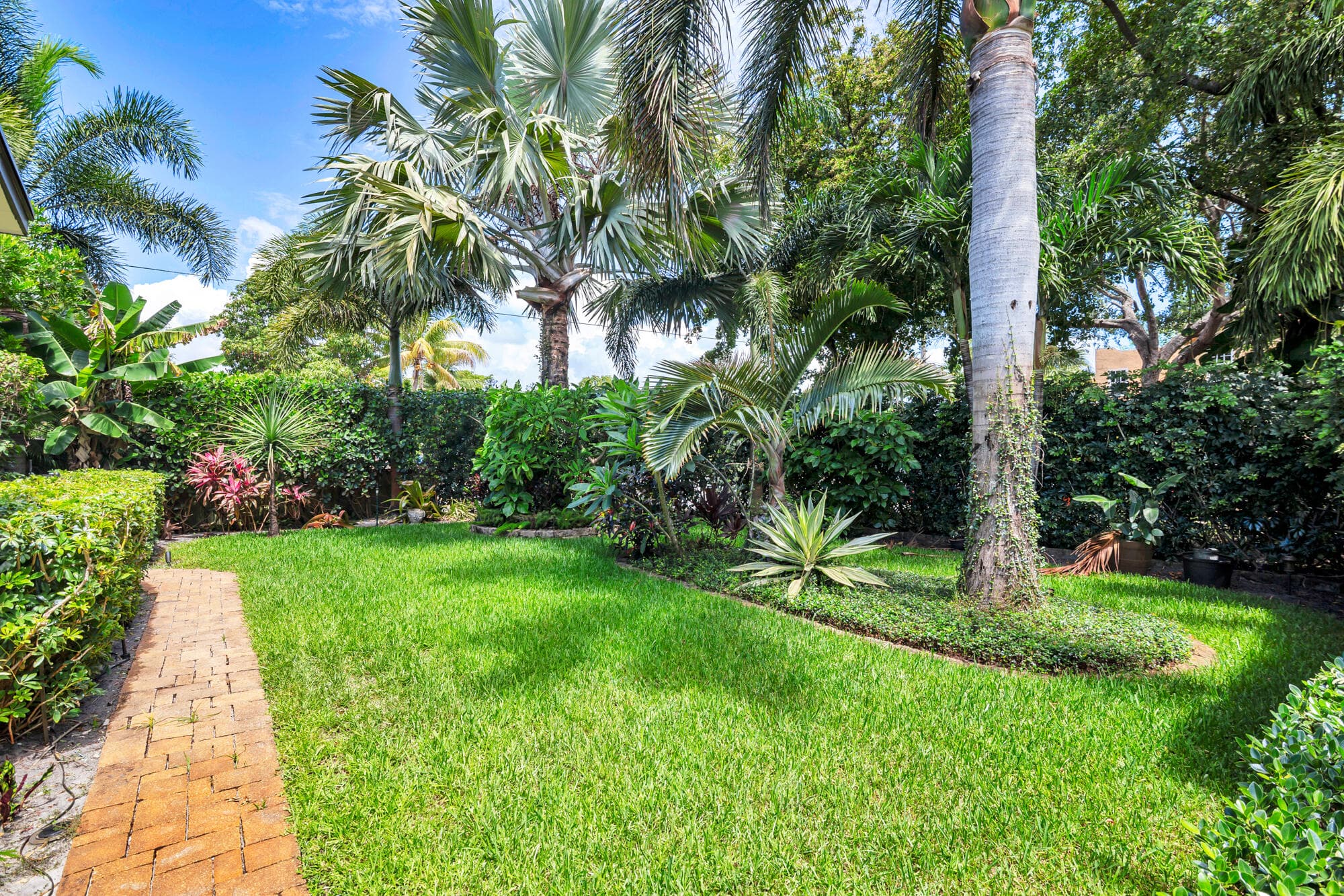 844 Avon Road, West Palm Beach, FL 33401 — photo 28 of 33