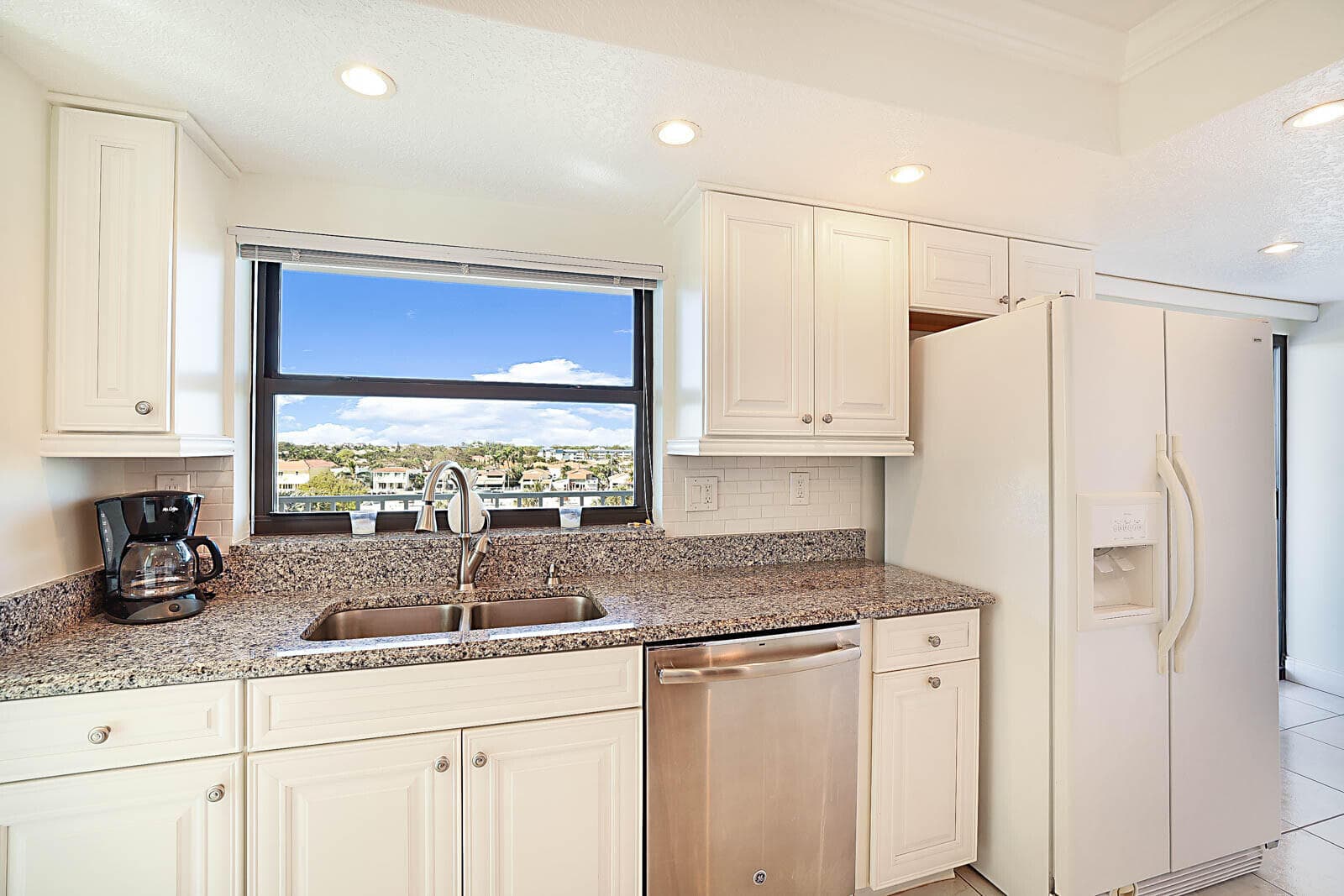 2917 S Ocean Boulevard 405, Highland Beach, FL 33487 — photo 14 of 54