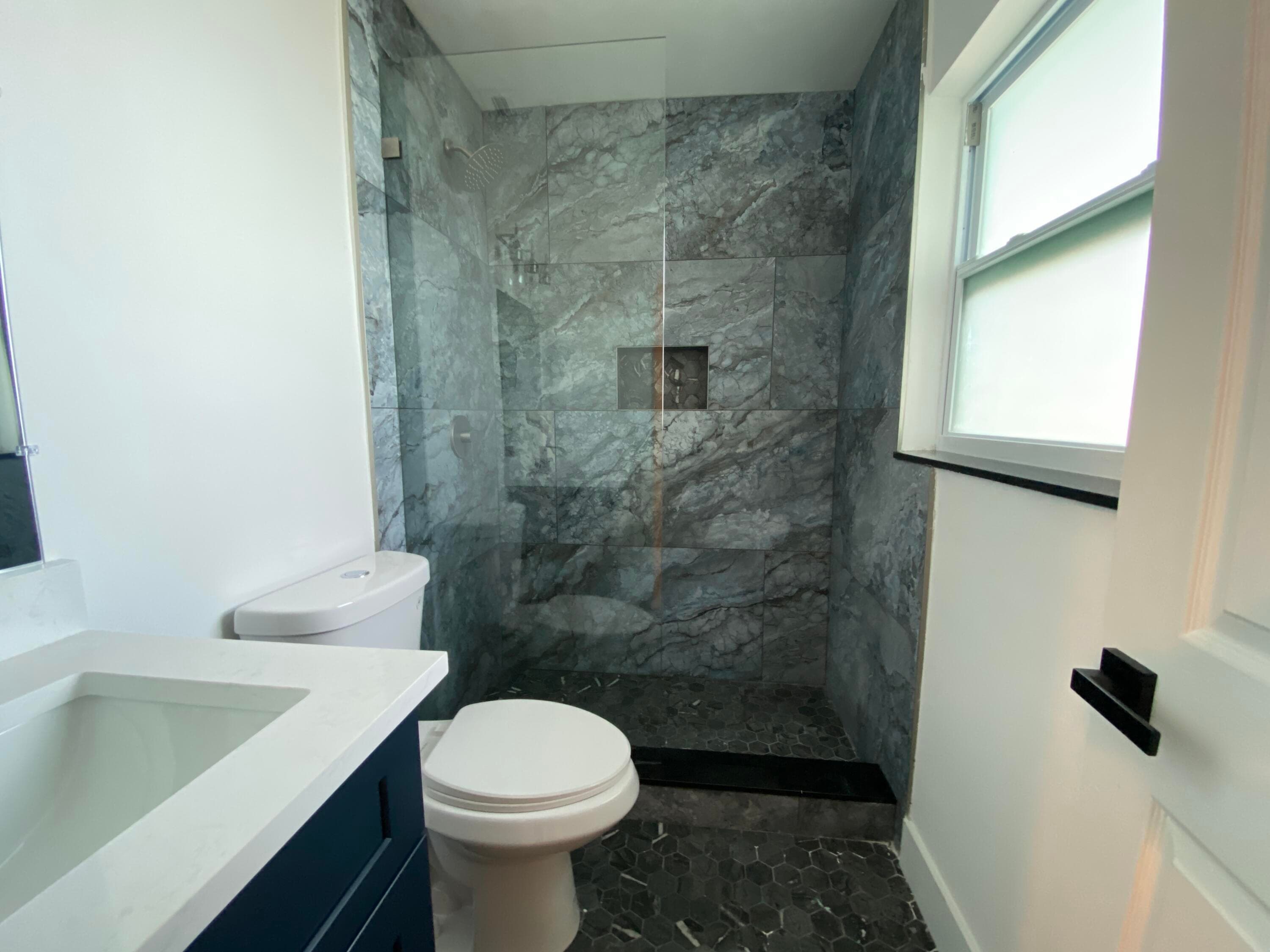 332 Walton Boulevard, West Palm Beach, FL 33405 — photo 23 of 27