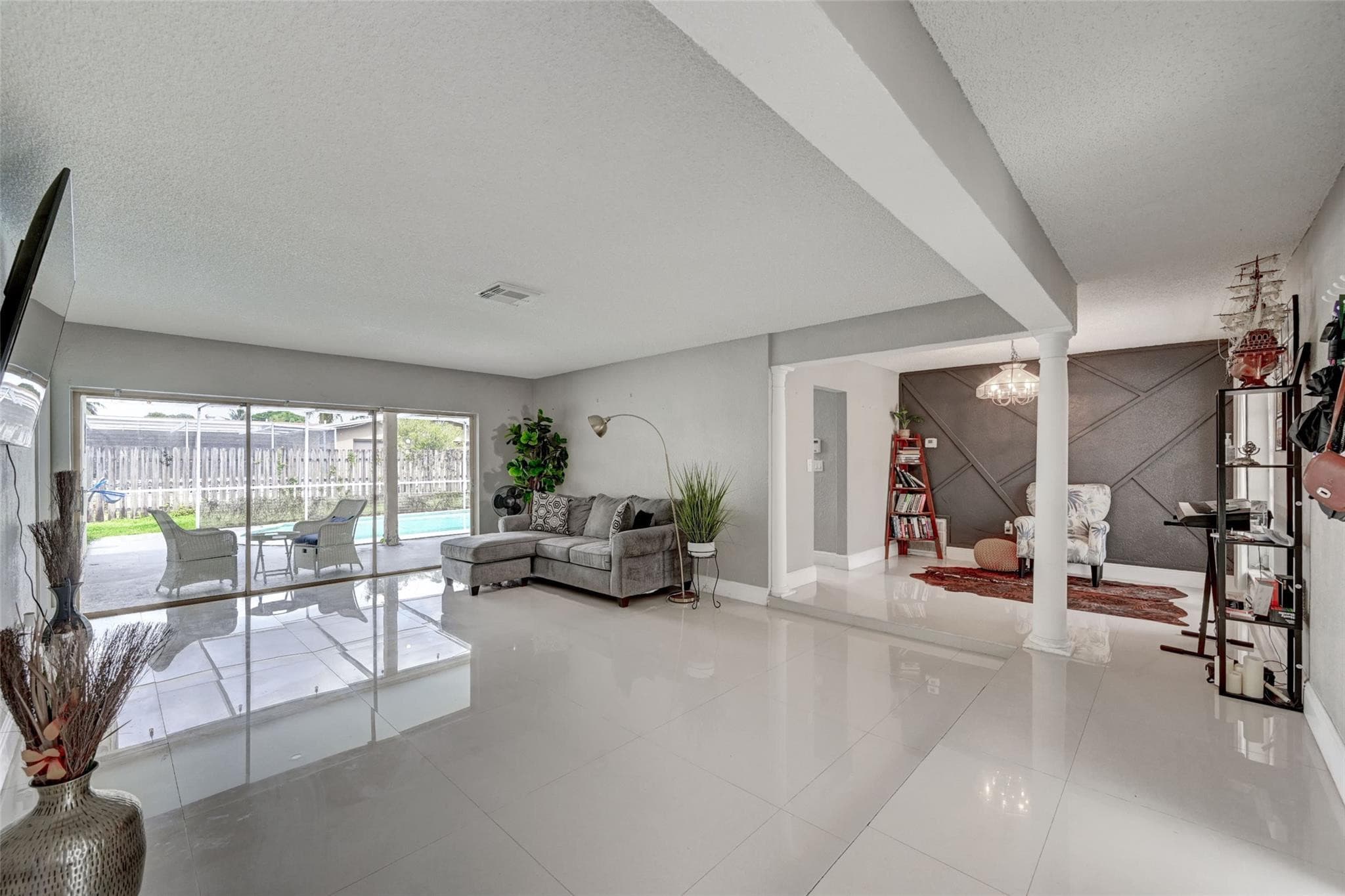 7211 NW 21st Street, Sunrise, FL 33313 — photo