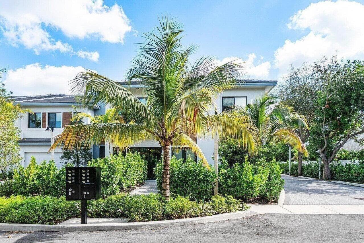 2211 Florida Boulevard A, Delray Beach, FL 33483 — photo 2 of 19
