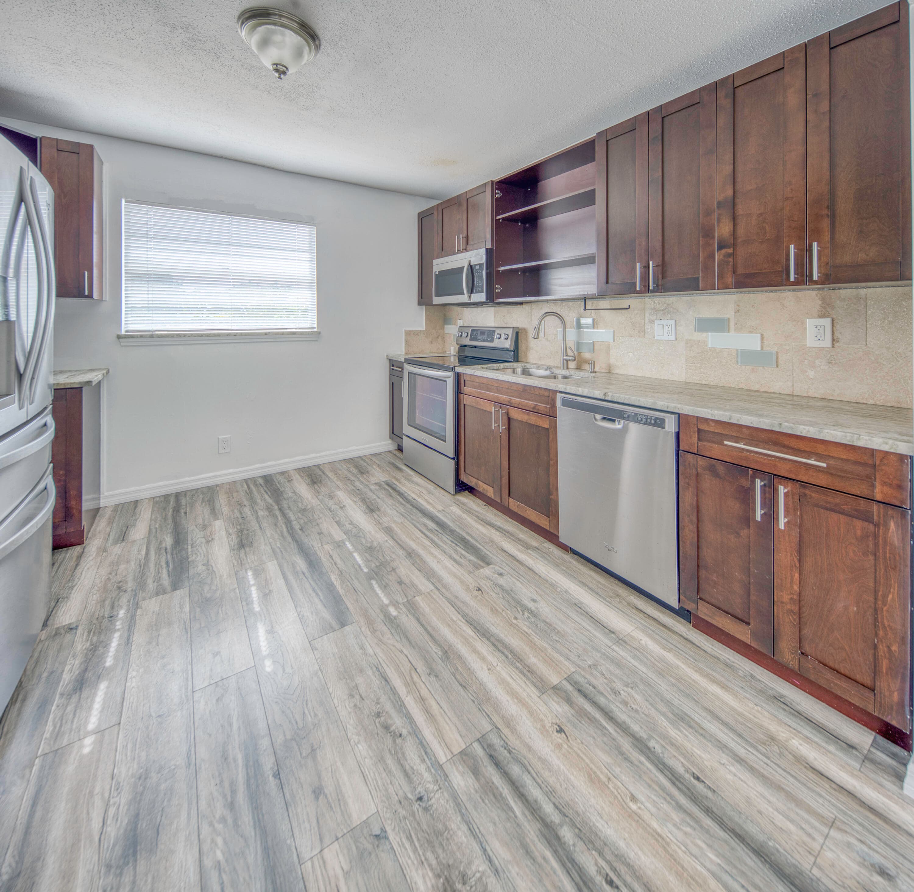 216 S Ocean Breeze Upstairs, Lake Worth Beach, FL 33460 — photo 2 of 15