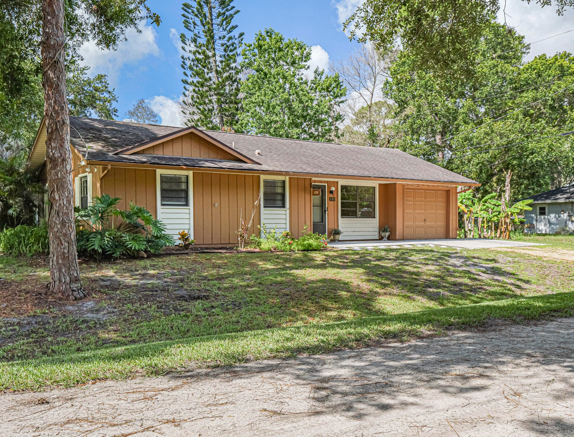 8745 24th Street, Vero Beach, FL 32966 — photo 6 of 55