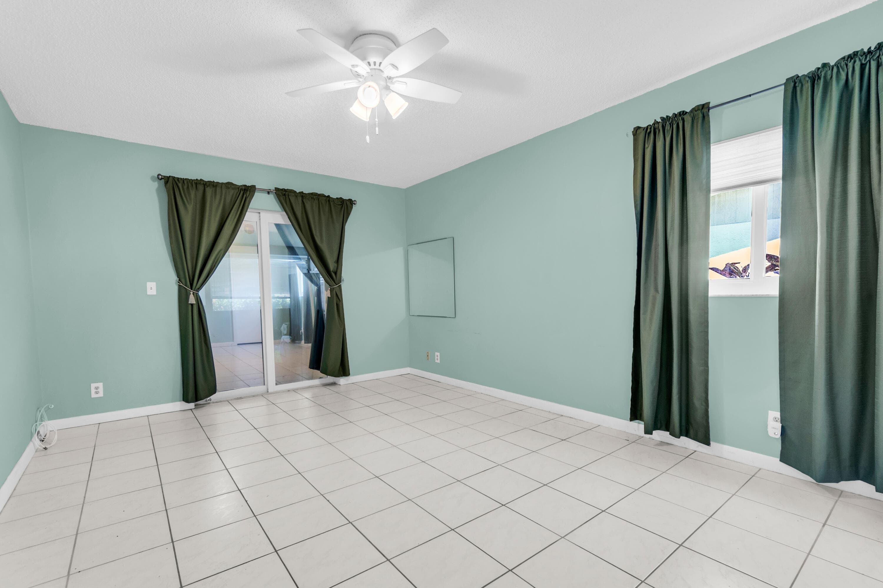 3360 NE Rossi Court NE, West Palm Beach, FL 33417 — photo 9 of 47