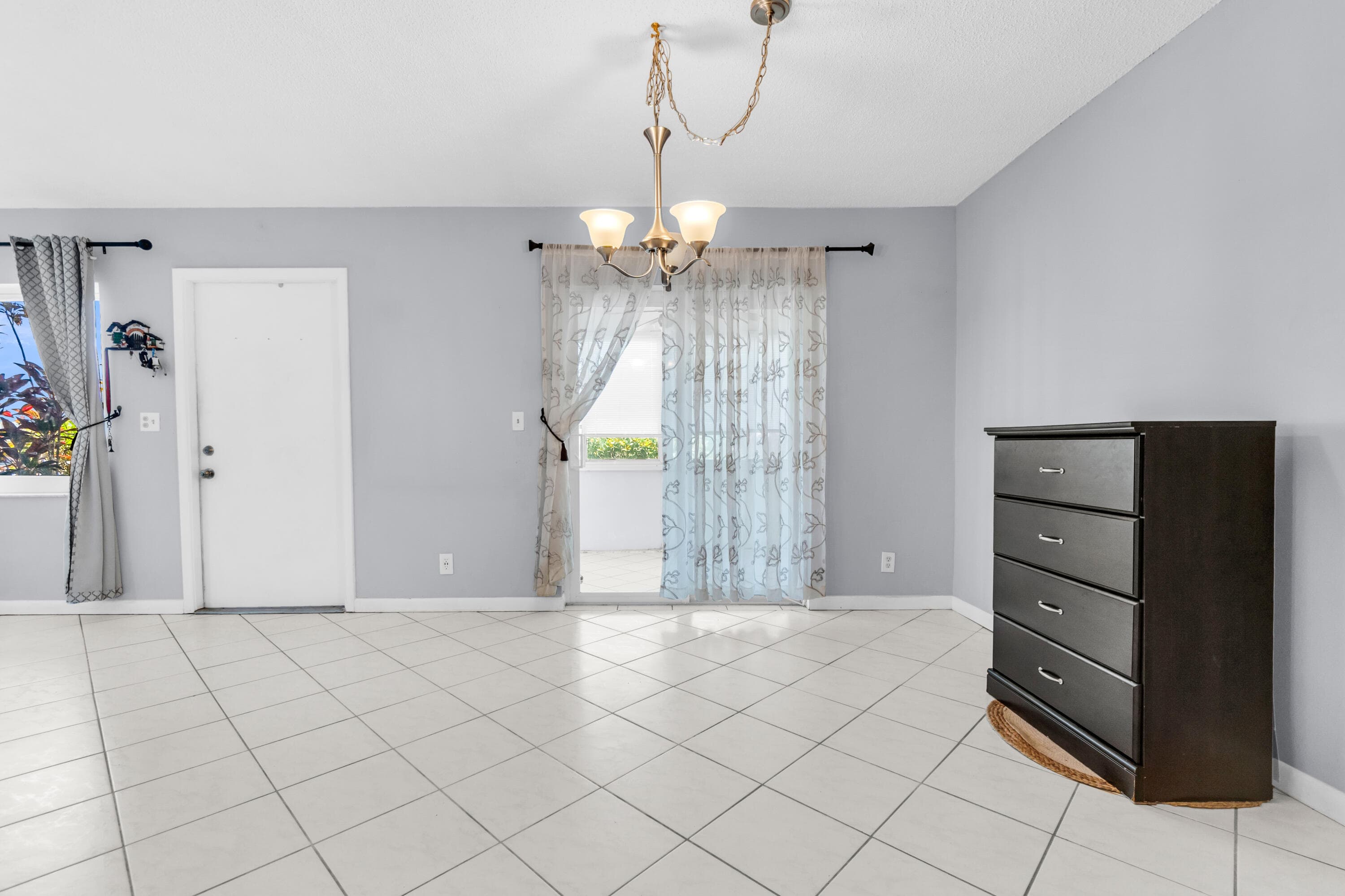 3360 NE Rossi Court NE, West Palm Beach, FL 33417 — photo 8 of 47