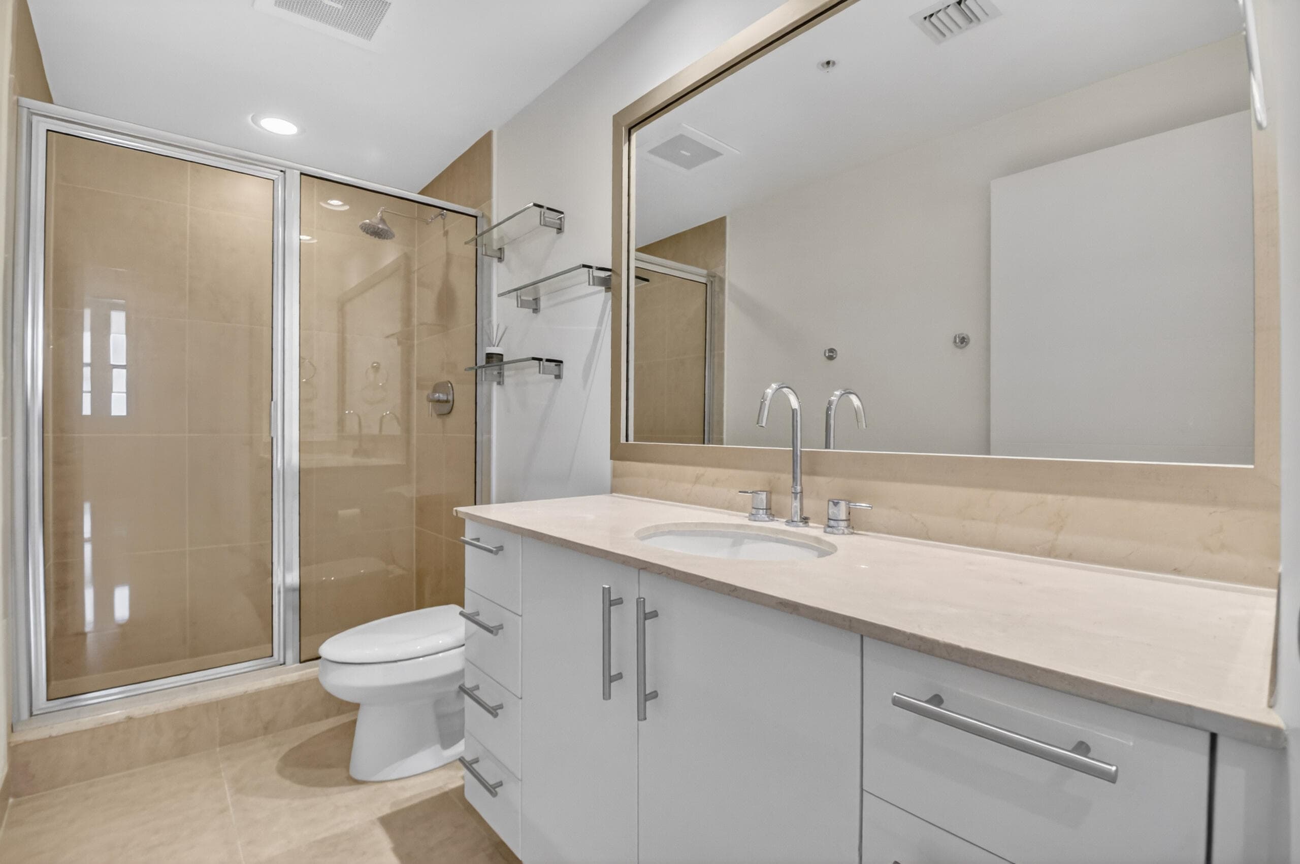 550 Okeechobee Boulevard 423, West Palm Beach, FL 33401 — photo 42 of 133