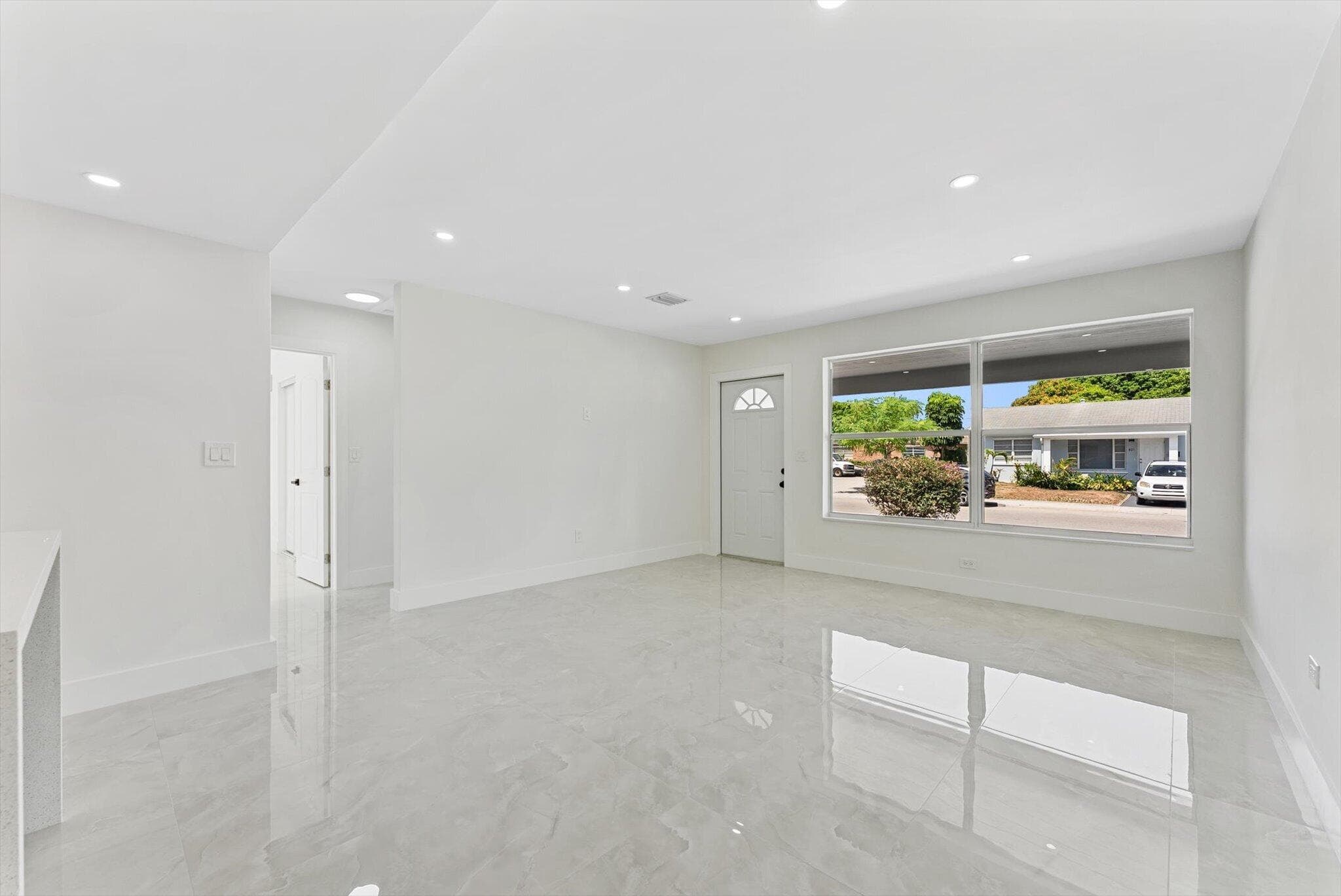 824 S F Street, Lake Worth, FL 33460 — photo 5 of 26