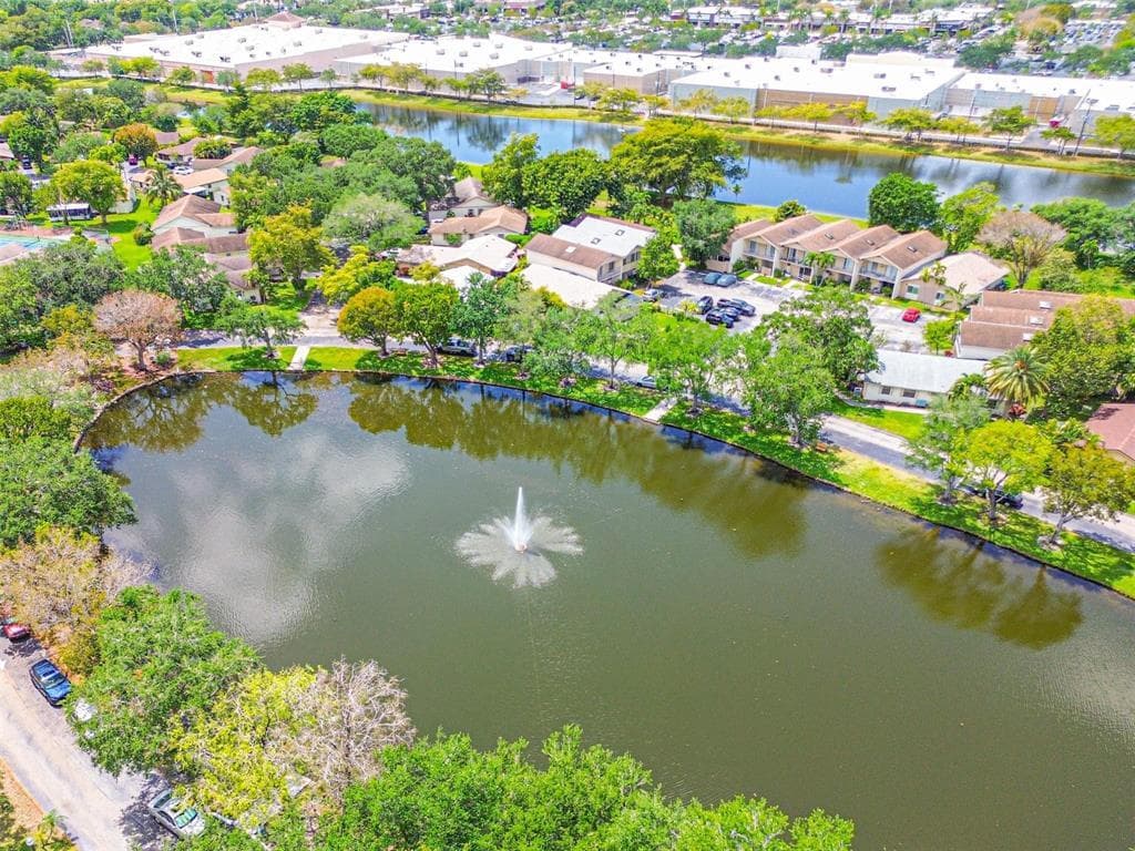 2146 Nova Village Drive, Davie, FL 33317 — photo 34 of 43
