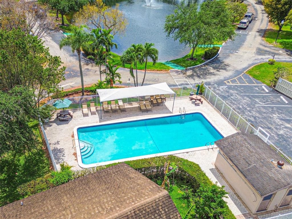 2146 Nova Village Drive, Davie, FL 33317 — photo 41 of 43