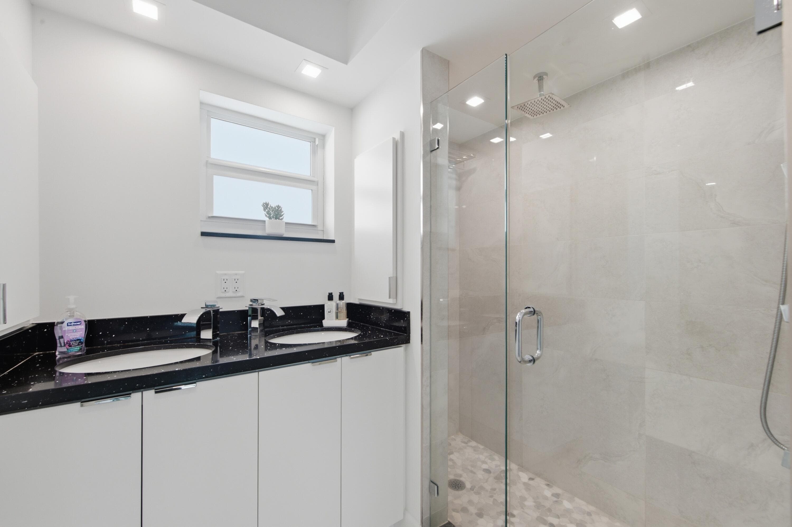333 NE 21st Avenue 1422, Deerfield Beach, FL 33441 — photo 10 of 51