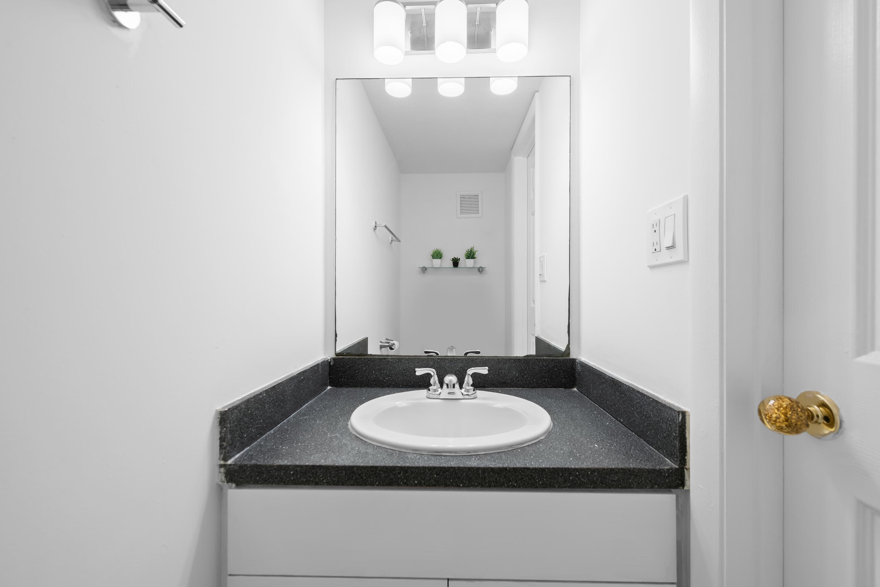 5190 E Sabal Palm Boulevard 209, Tamarac, FL 33319 — photo 16 of 32