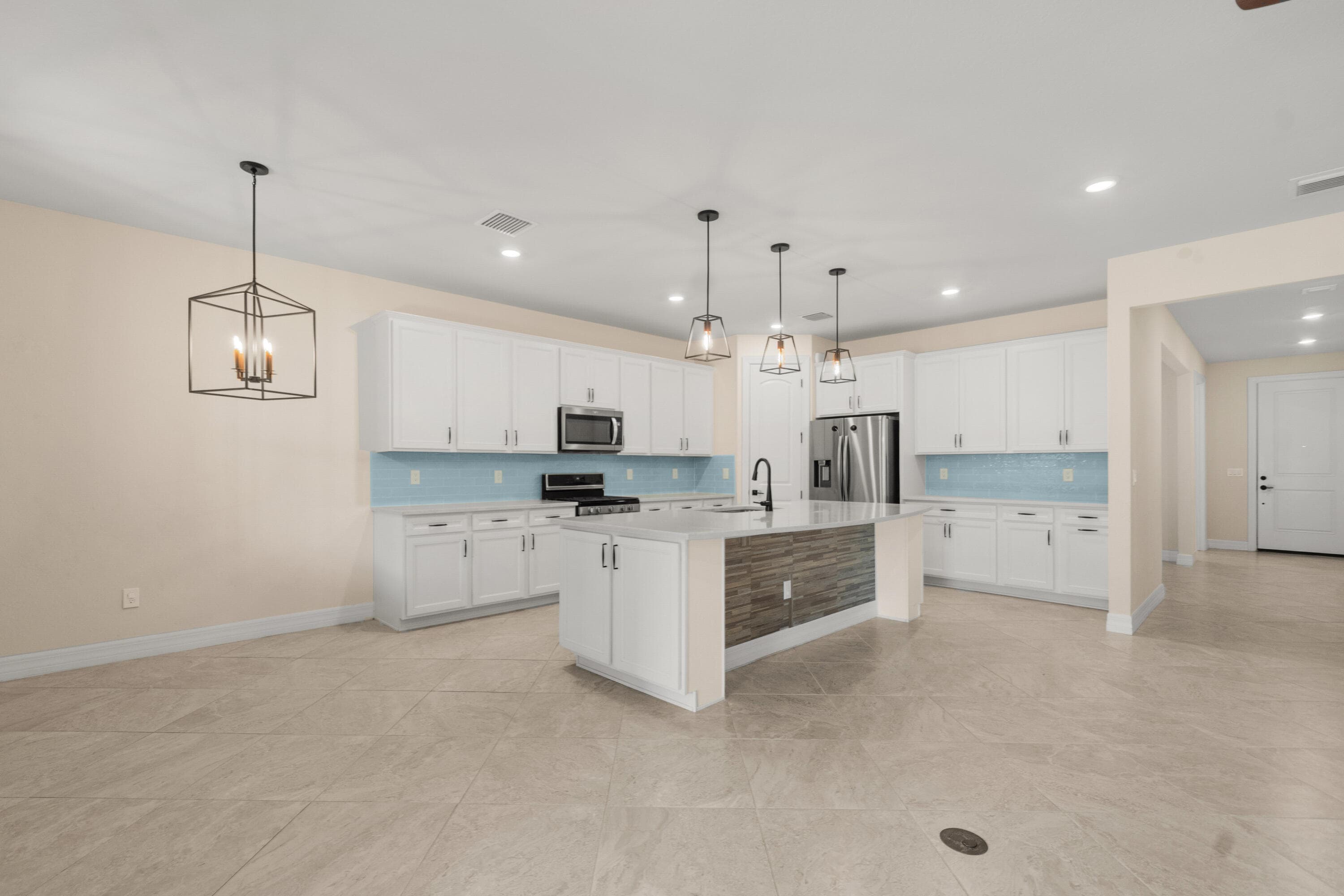 10275 SW Captiva Drive, Port St. Lucie, FL 34987 — photo 8 of 47