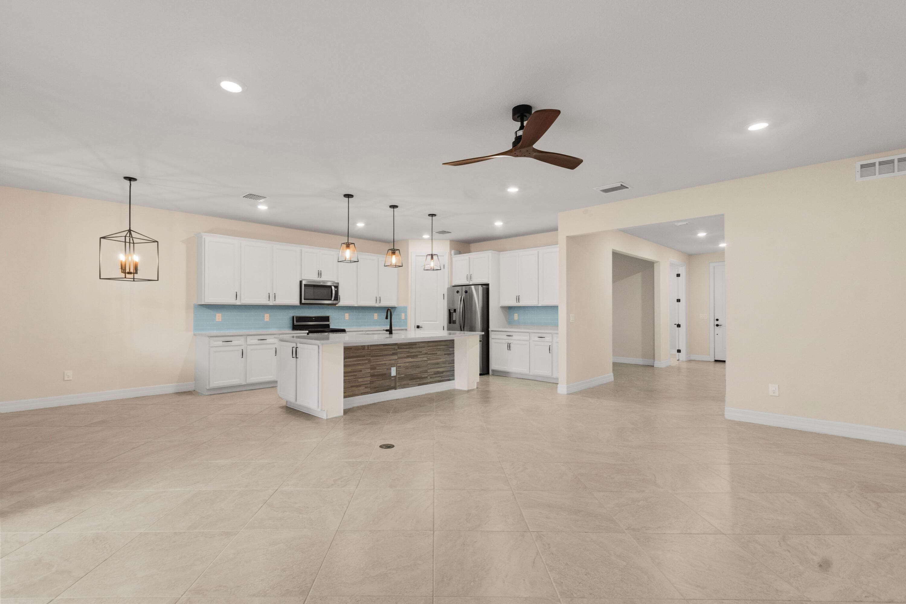 10275 SW Captiva Drive, Port St. Lucie, FL 34987 — photo 11 of 47