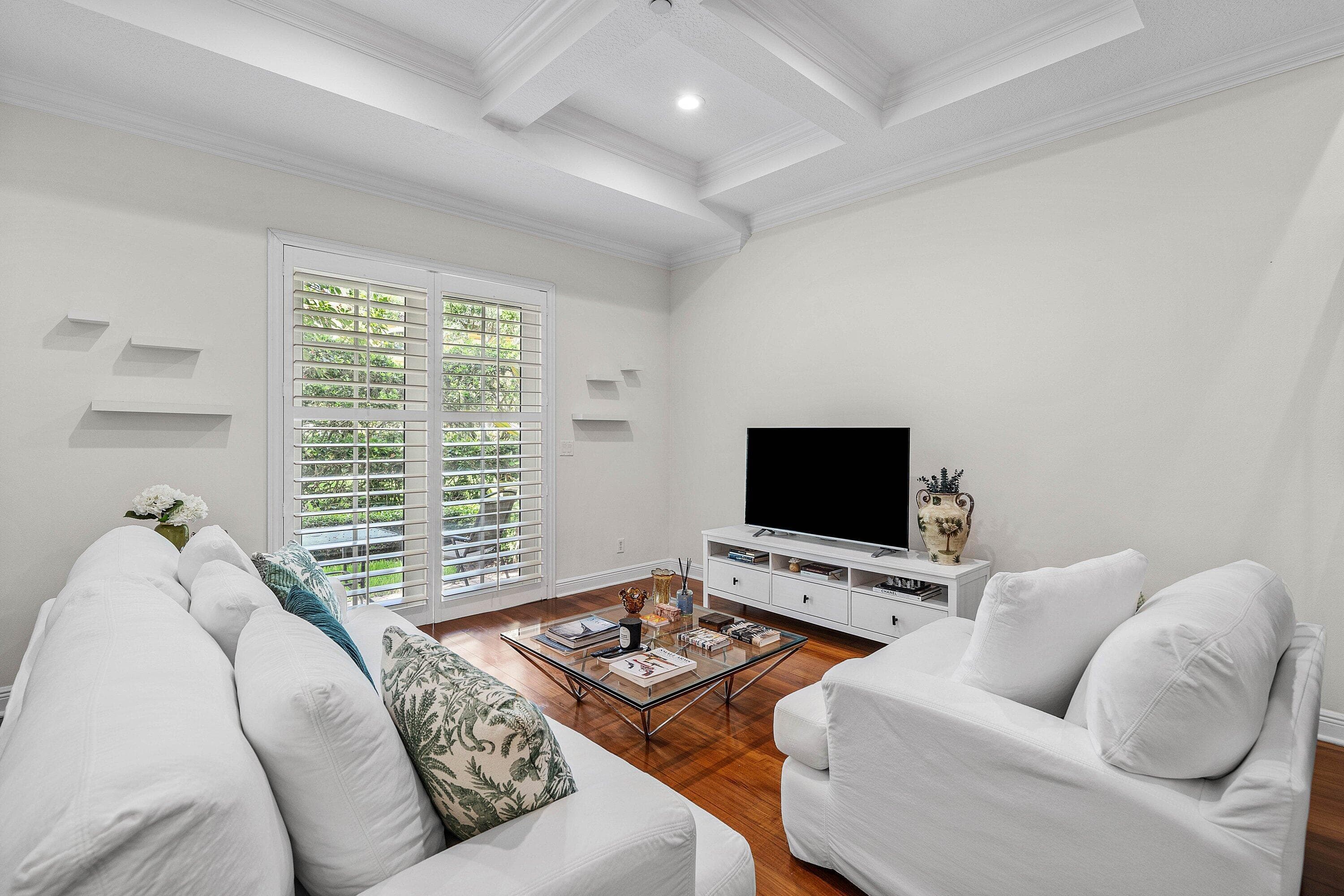 400 NE 69th Circle, Boca Raton, FL 33487 — photo 8 of 38