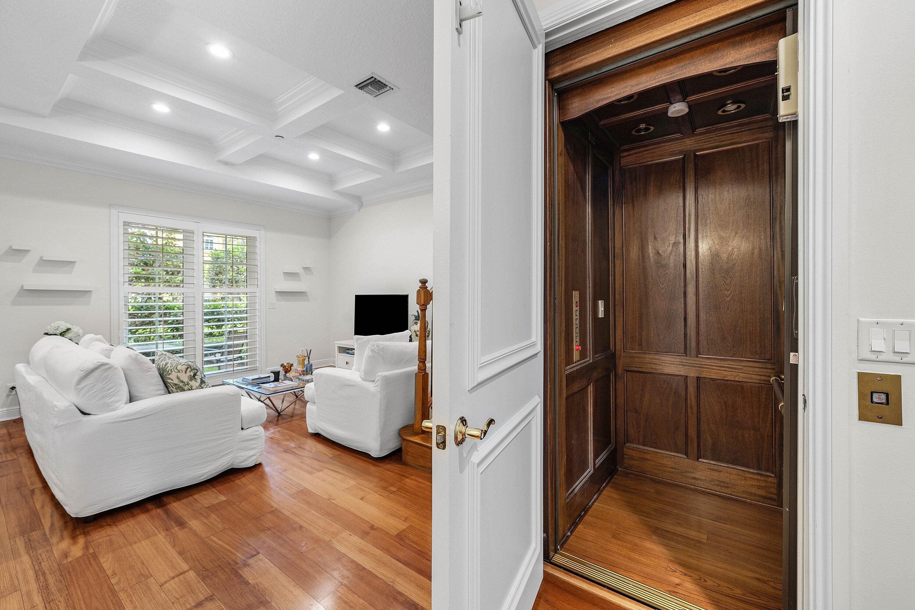 400 NE 69th Circle, Boca Raton, FL 33487 — photo 9 of 38