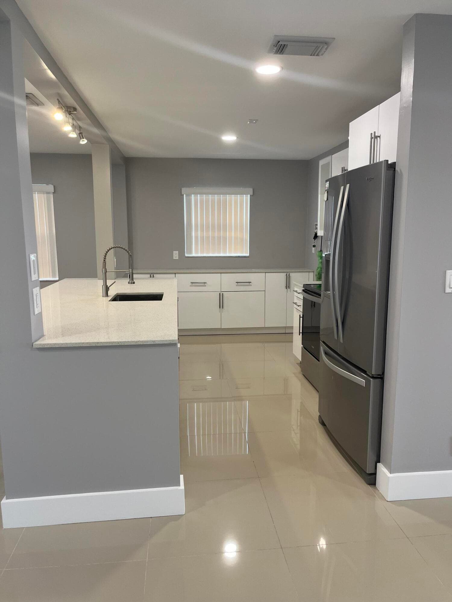 2396 SW 13th Avenue, Boynton Beach, FL 33426 — photo 9 of 35
