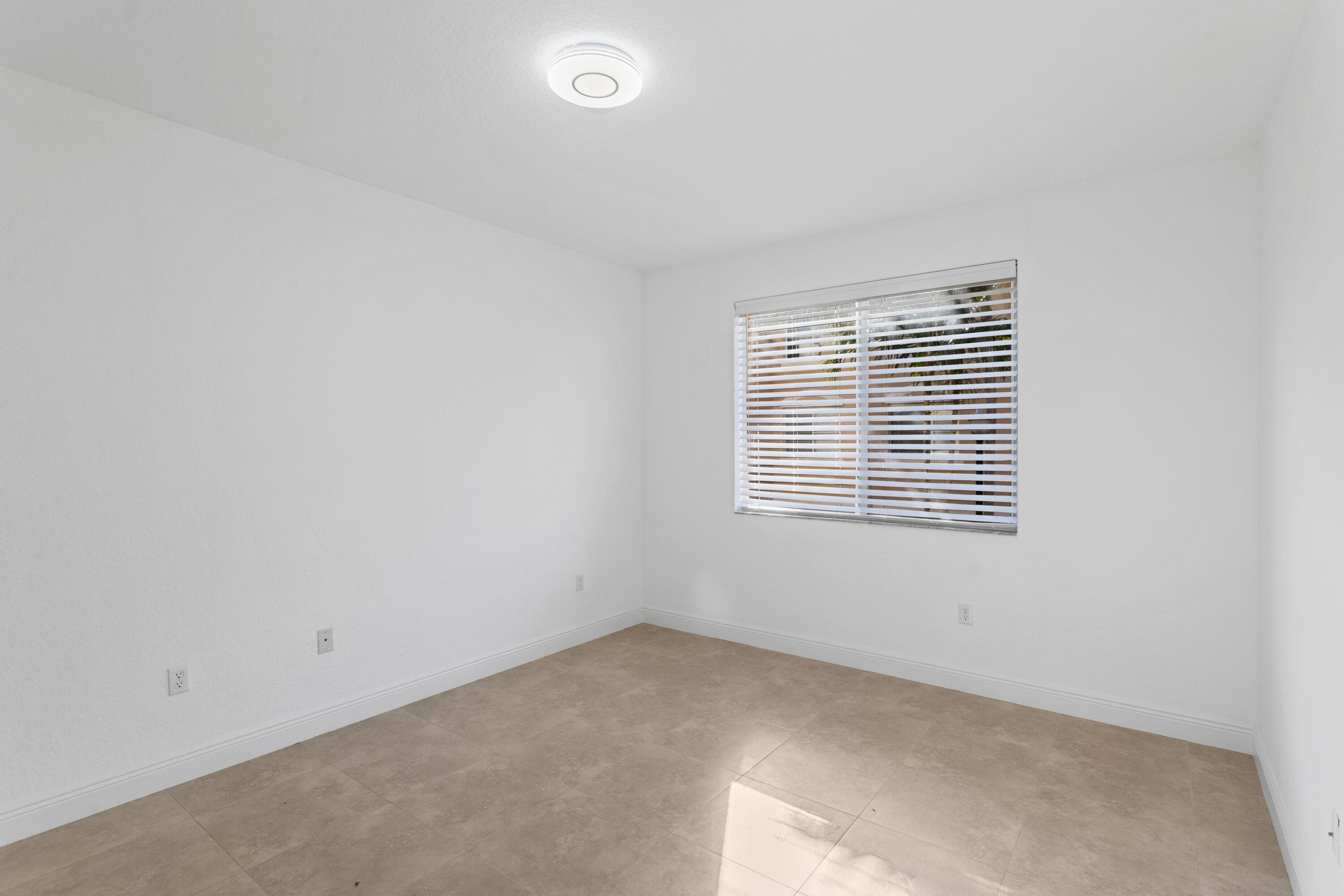 11029 Legacy Boulevard 202, Palm Beach Gardens, FL 33410 — photo 8 of 24