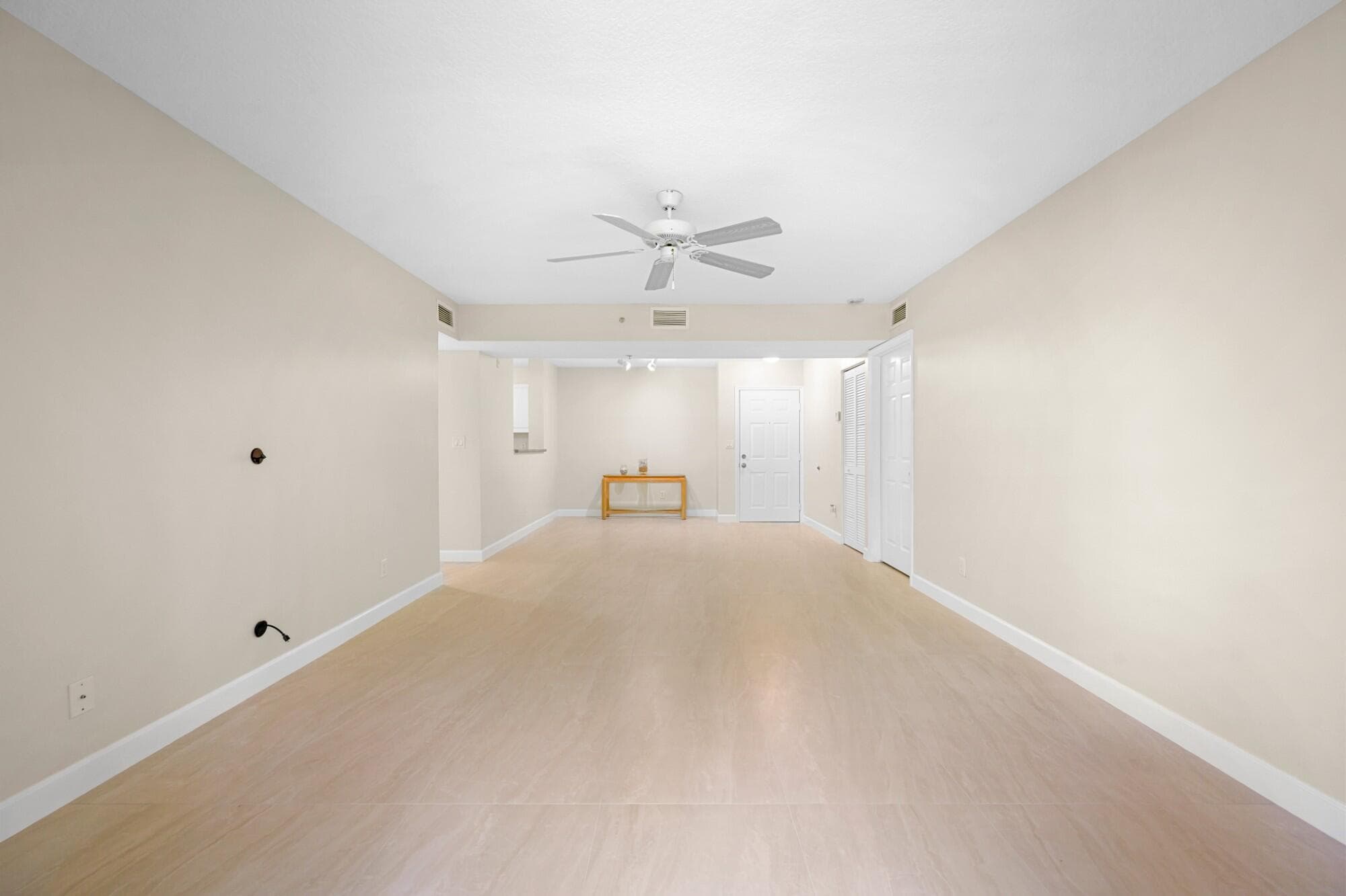 619 E Sheridan Street 106, Dania Beach, FL 33004 — photo 9 of 18
