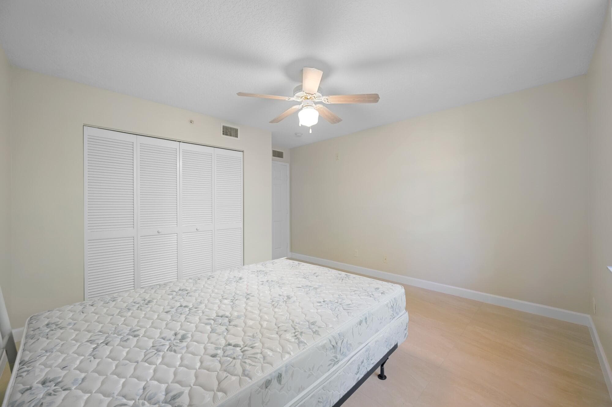 619 E Sheridan Street 106, Dania Beach, FL 33004 — photo 12 of 18