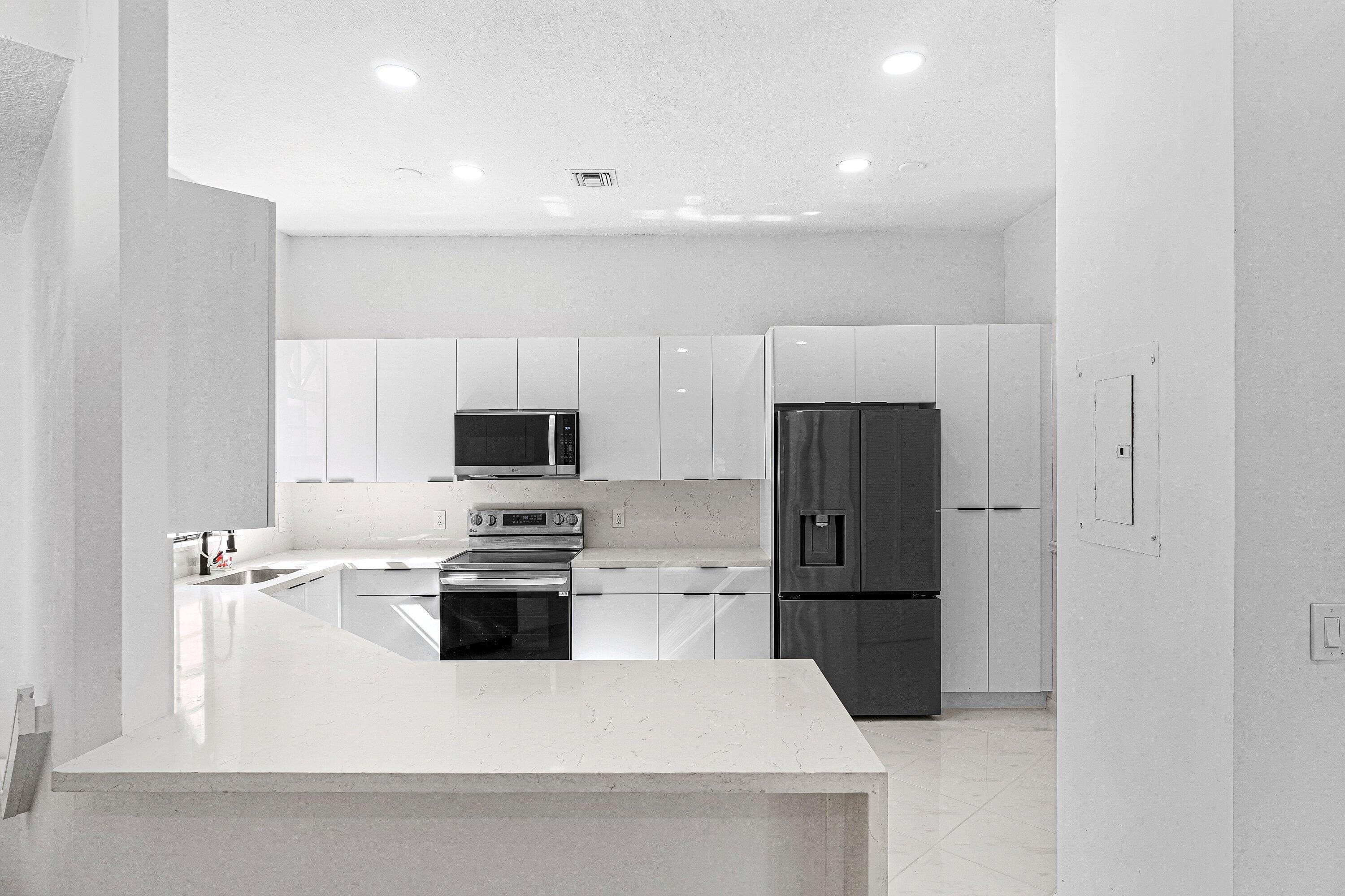 5171 Europa Drive G, Boynton Beach, FL 33437 — photo 7 of 29
