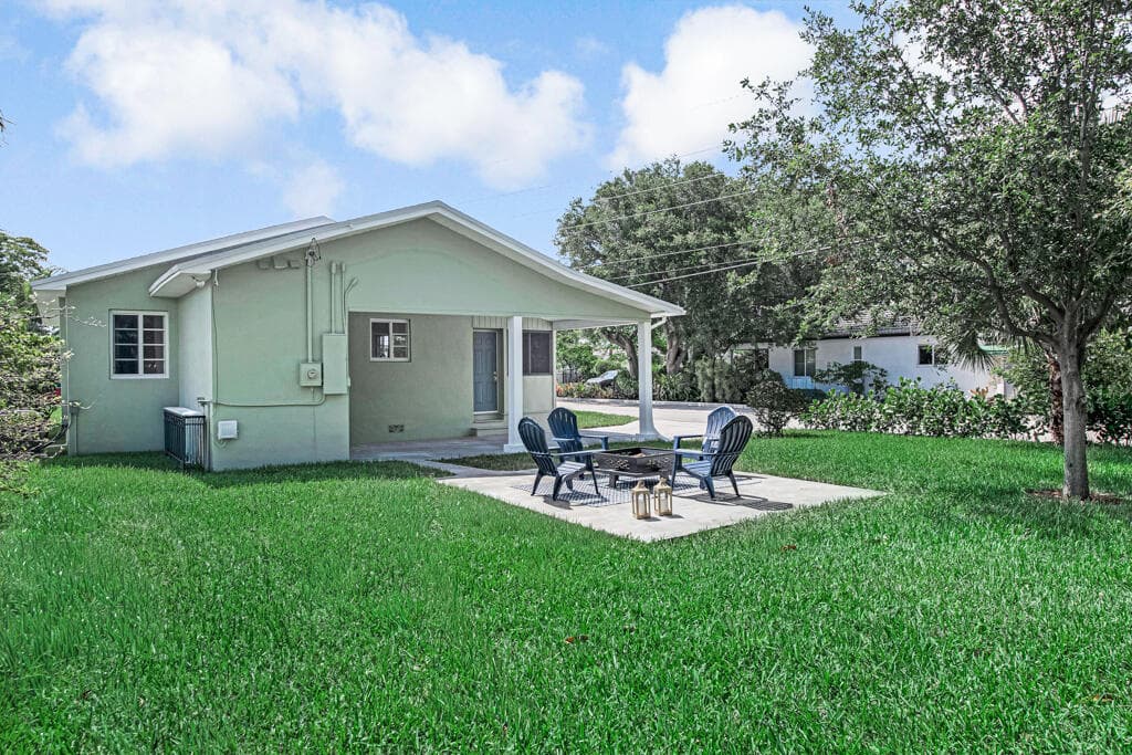 1201 N Palmway, Lake Worth Beach, FL 33460 — photo 30 of 38